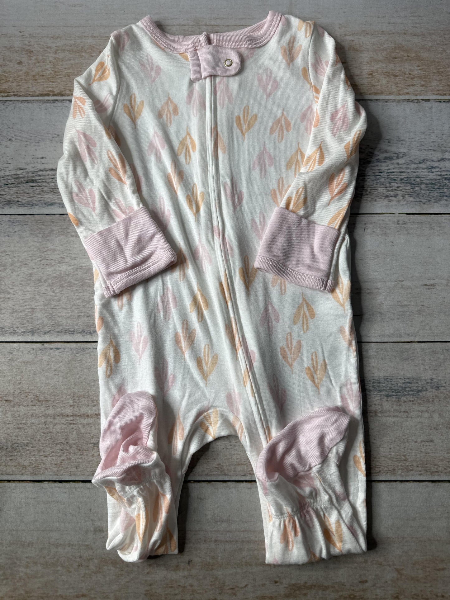 Unisex Pajamas Size: 6-9 months