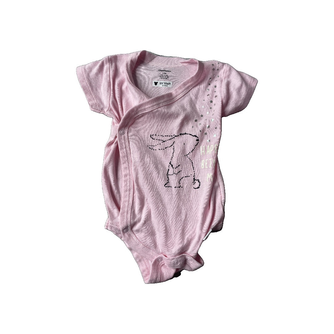 Gerber Unisex Onesie Size: 6-9 months
