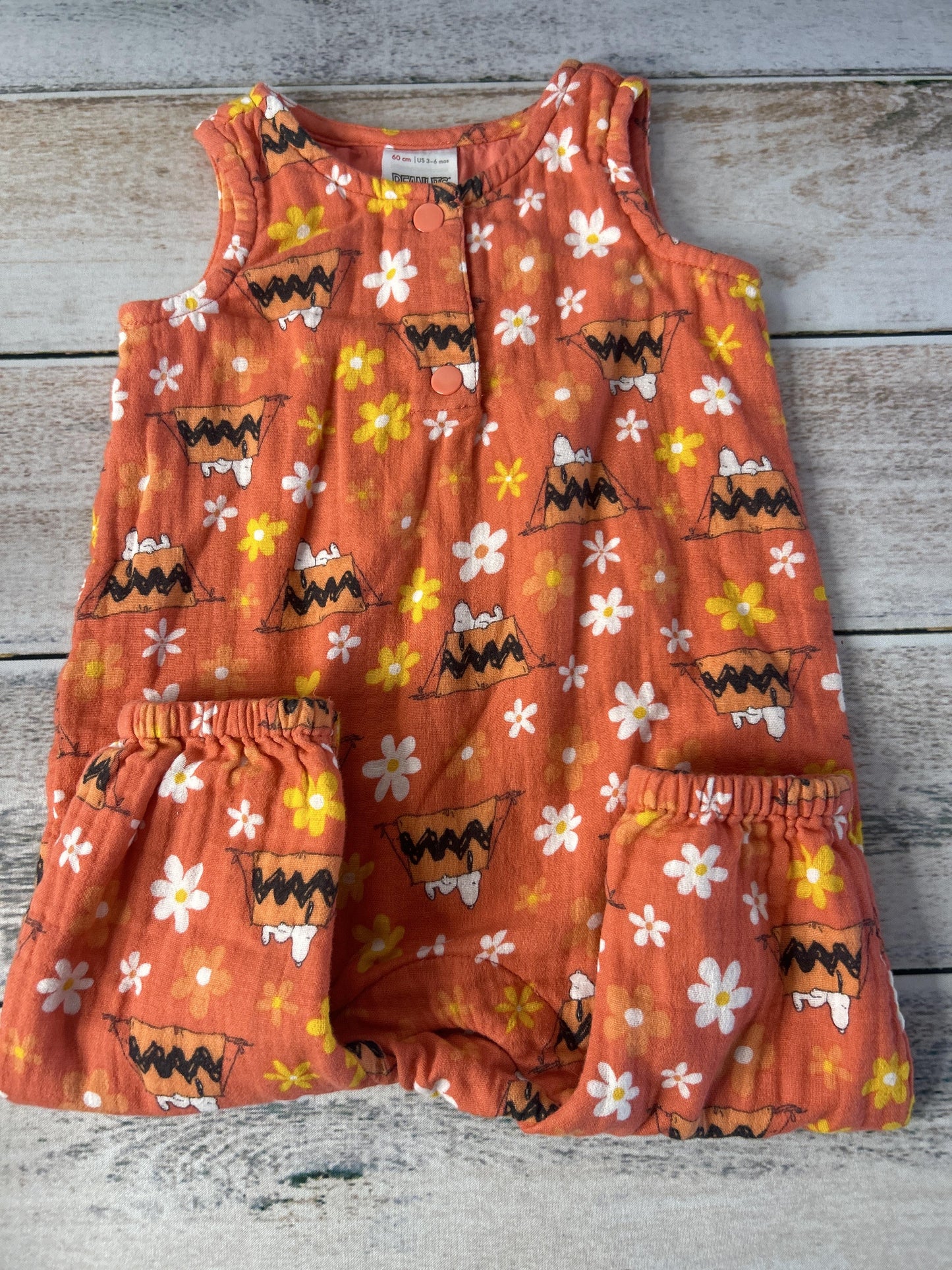 Unisex Romper Size: 6-Mar