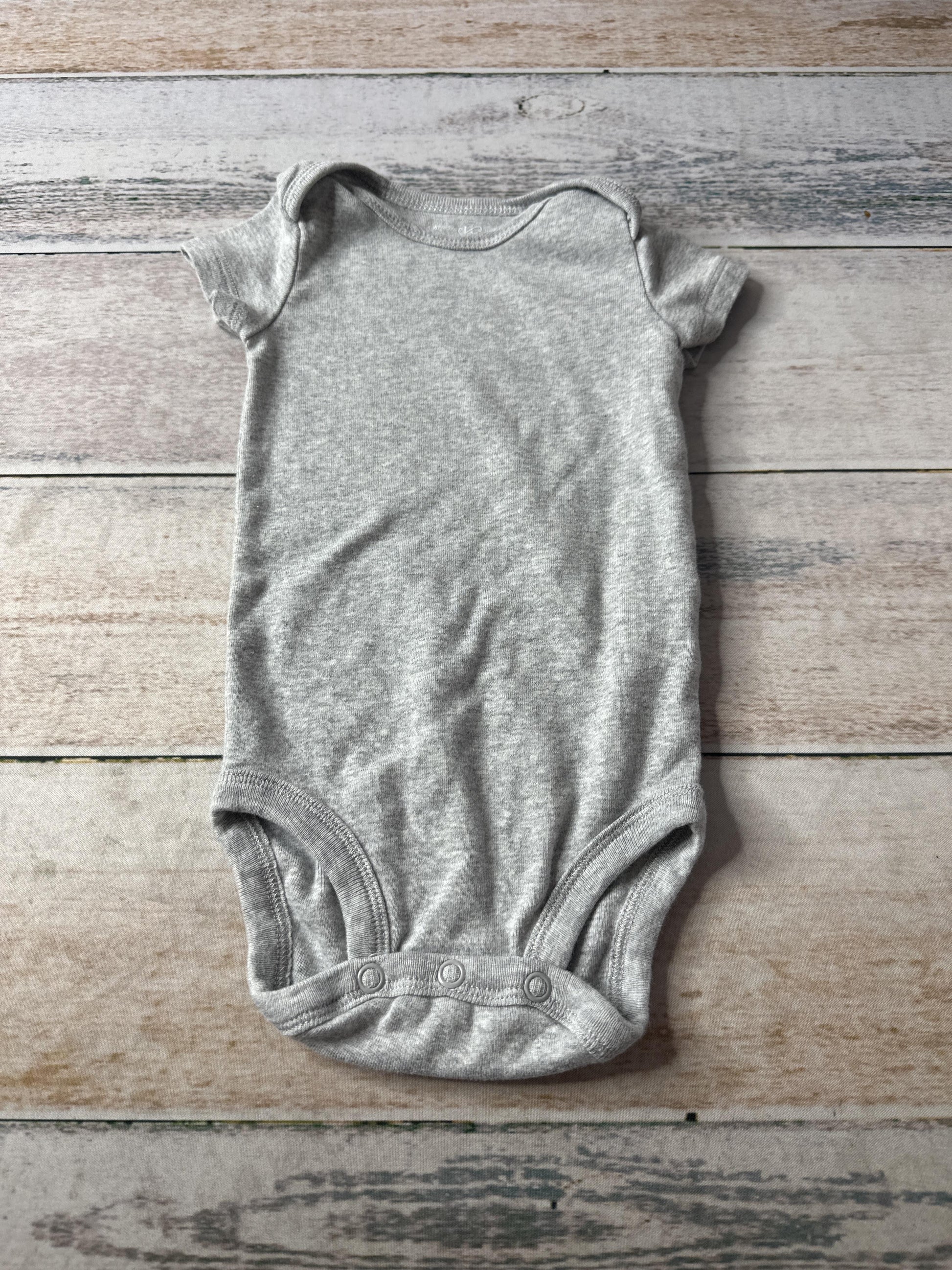 Carters Unisex Onesie Size: 6 months