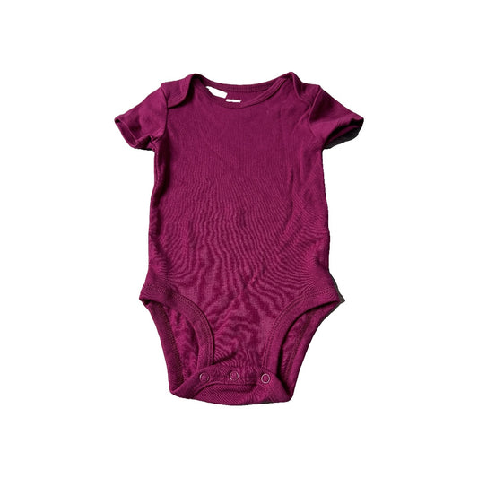 Carters Unisex Onesie Size: 6 months