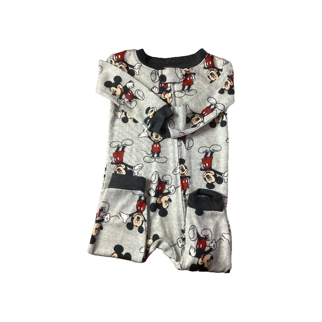 Unisex 1-piece footed Pajamas Size: 6 months