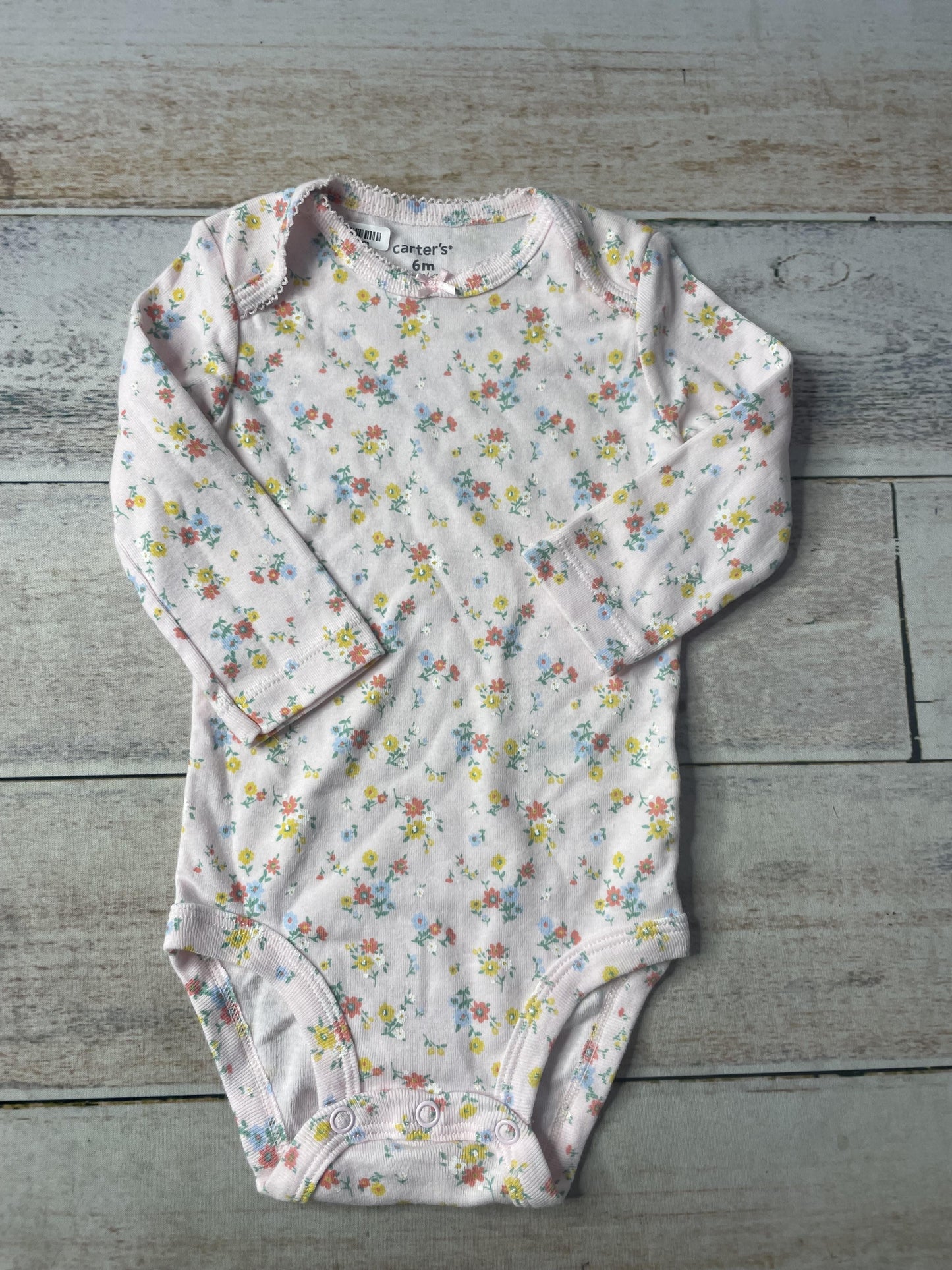 Unisex Onesie Size: 6 months