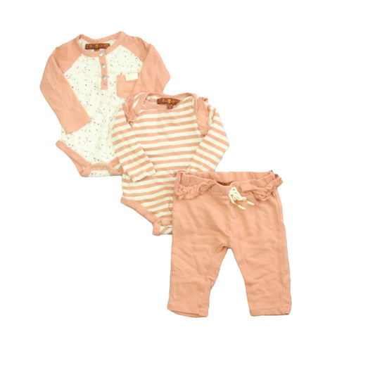 7 for all Mankind Girls Pink | White Apparel Sets Size: 0-3 Months Pink | White