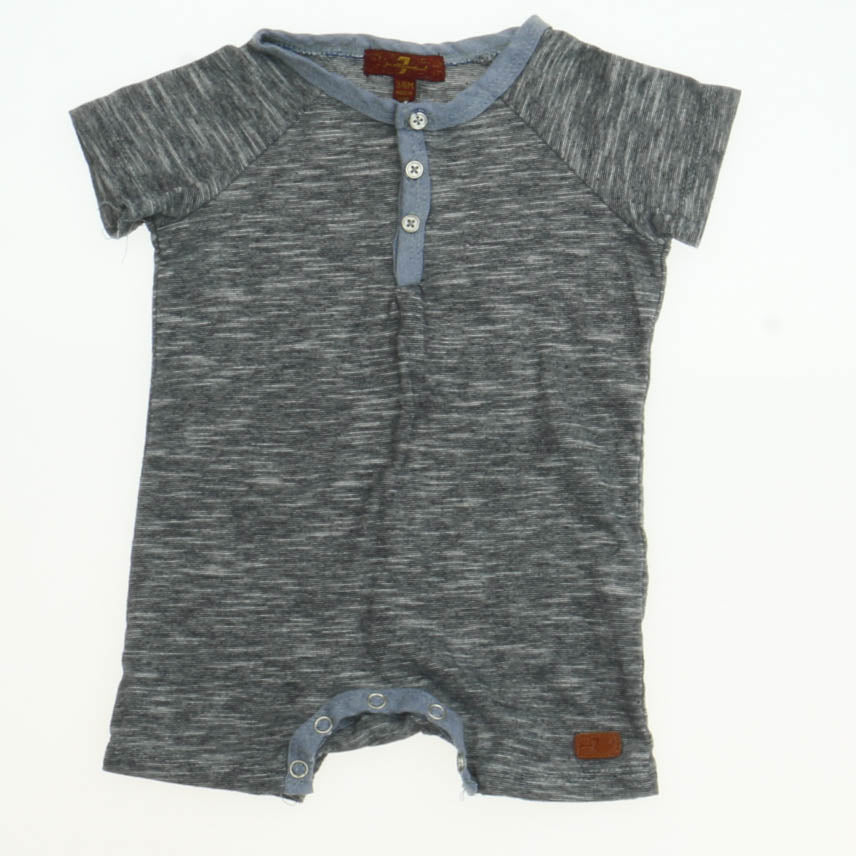 7 for all Mankind Boys Grey Onesie Size: 3-6M