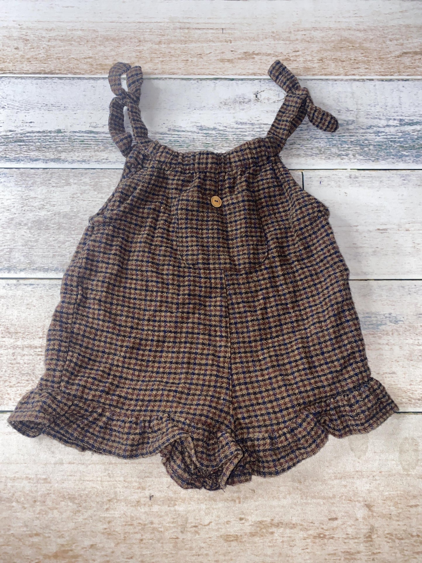 Unisex Romper Size: 9-12 Months