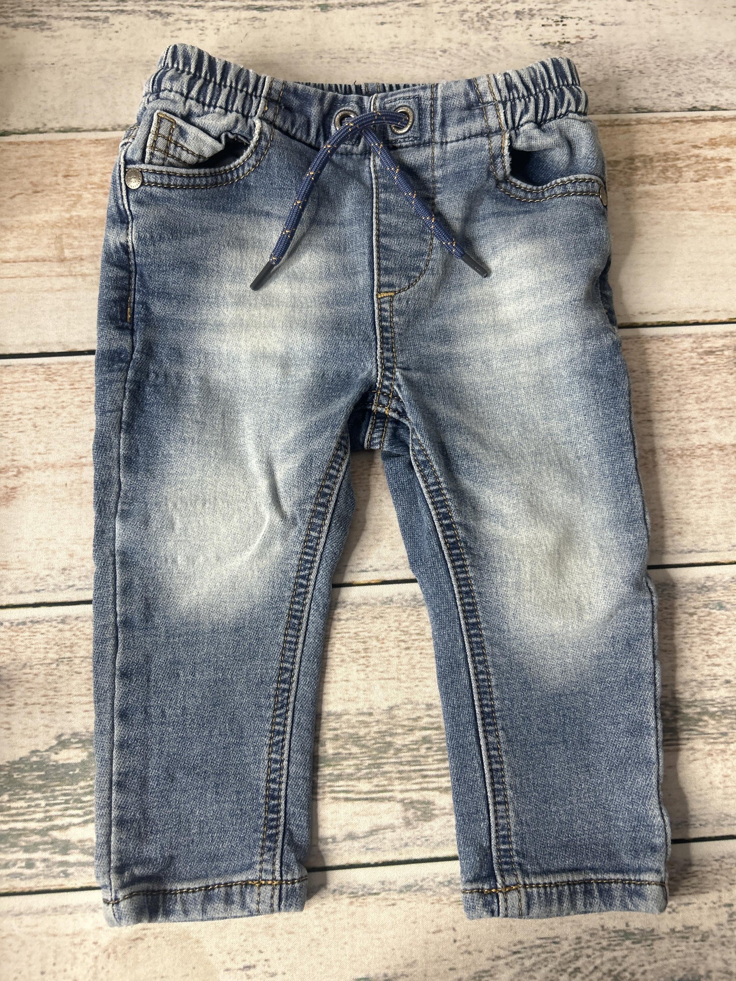 Unisex Jeans Size: 9-12 Months