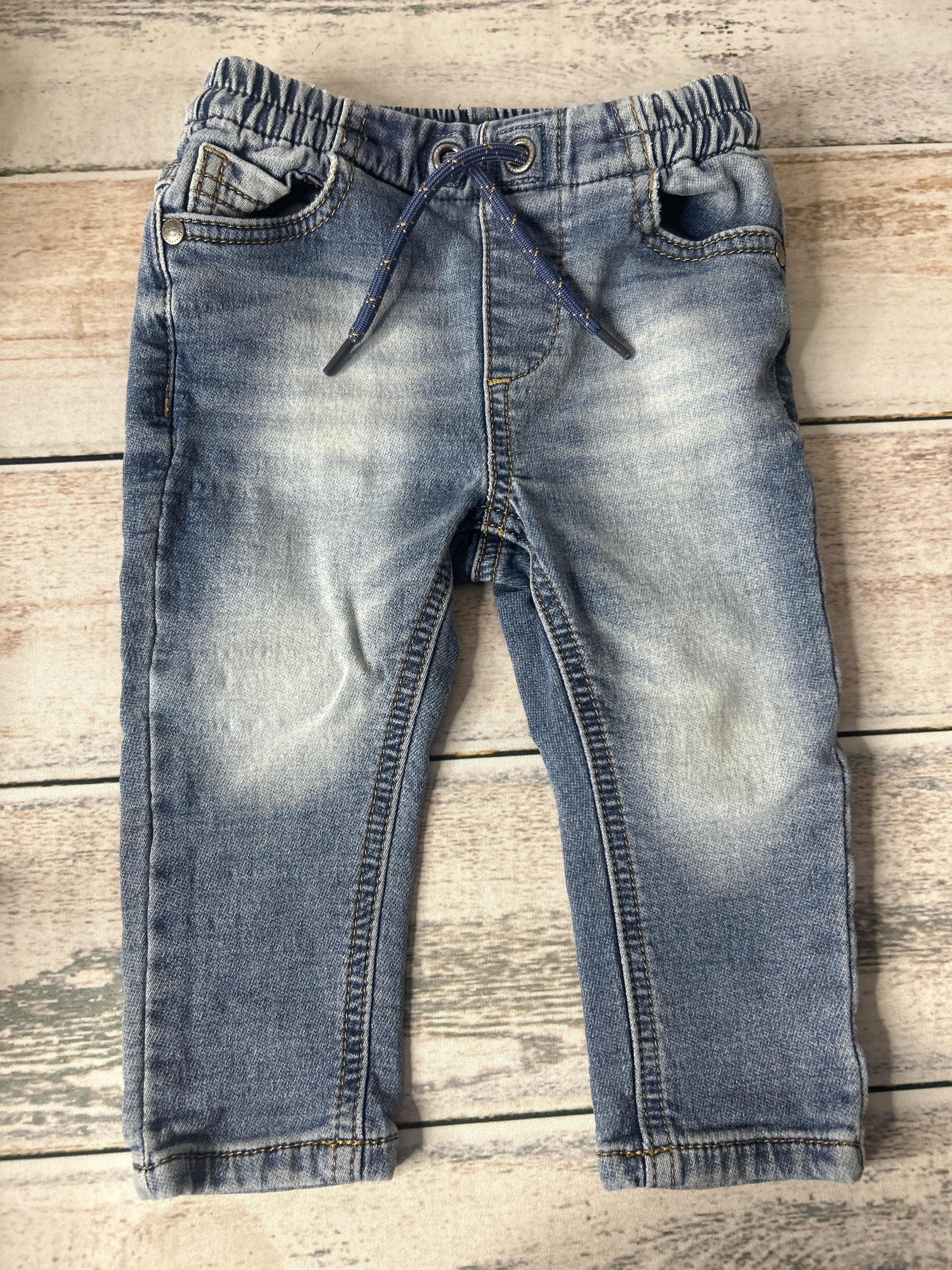 Unisex Jeans Size: 9-12 Months