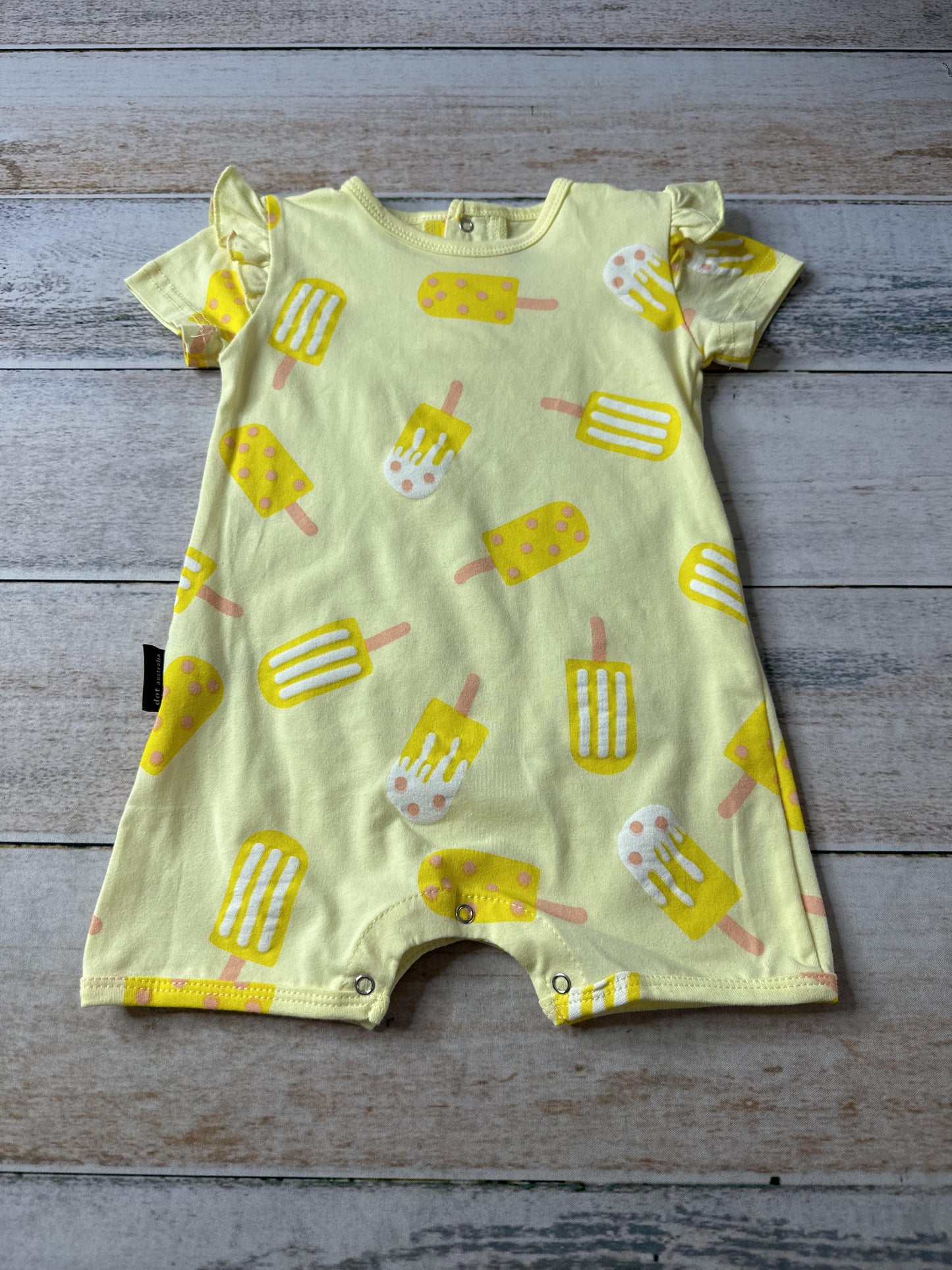 Dot Unisex Romper Size: 9-12 Months