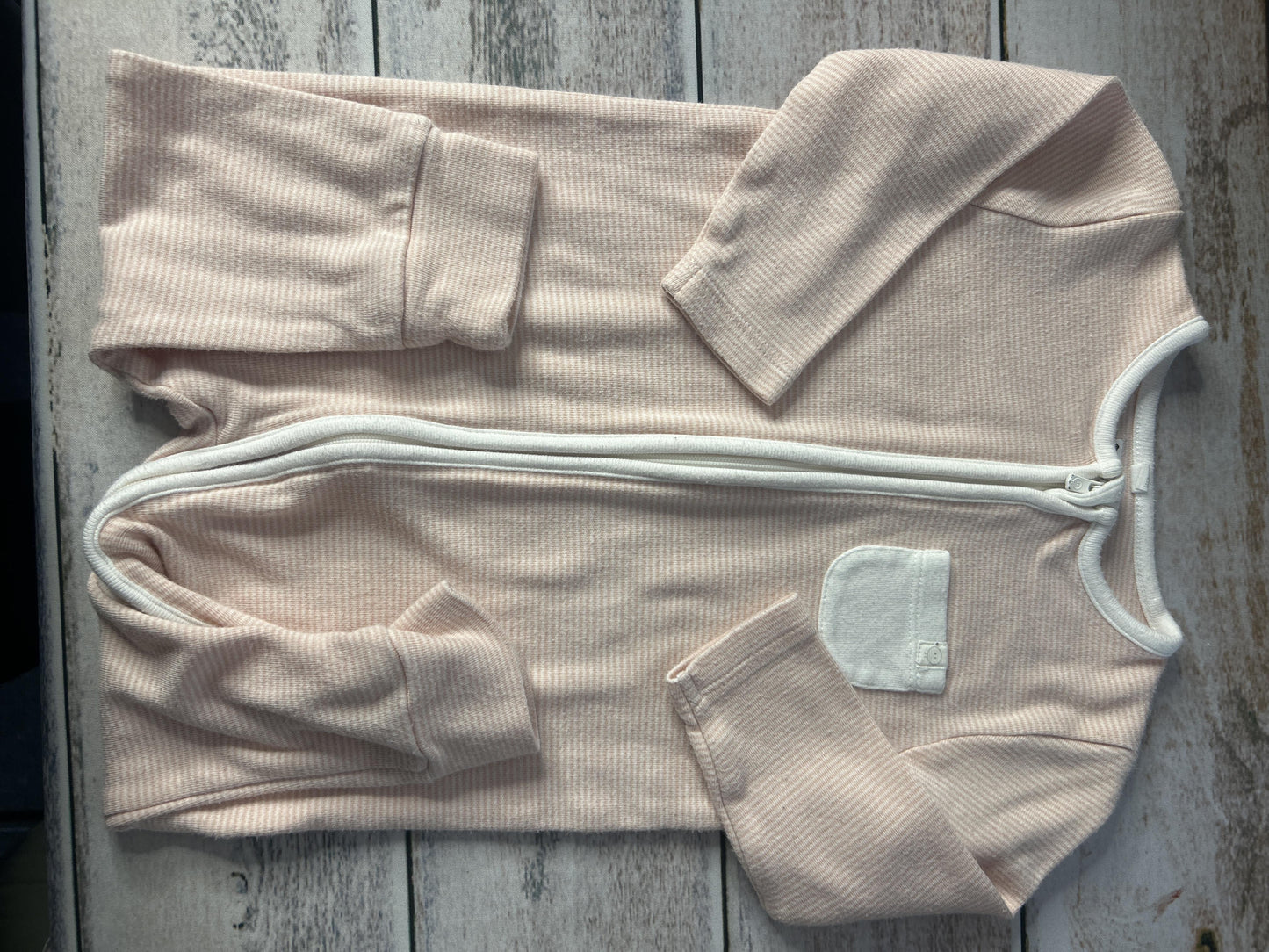 Girls 1-piece Non-footed Pajamas Size: 9-12 Months