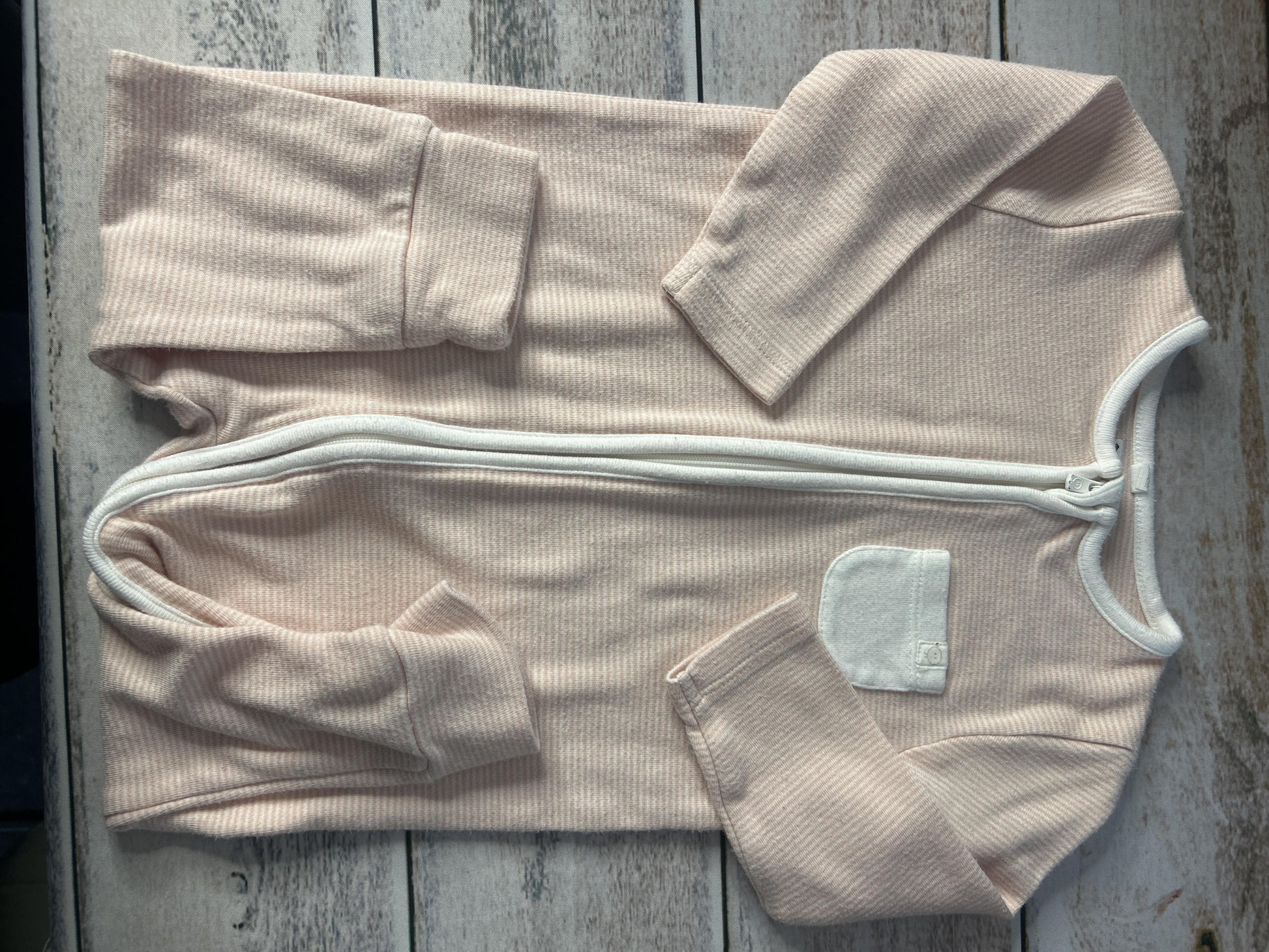 Girls 1-piece Non-footed Pajamas Size: 9-12 Months