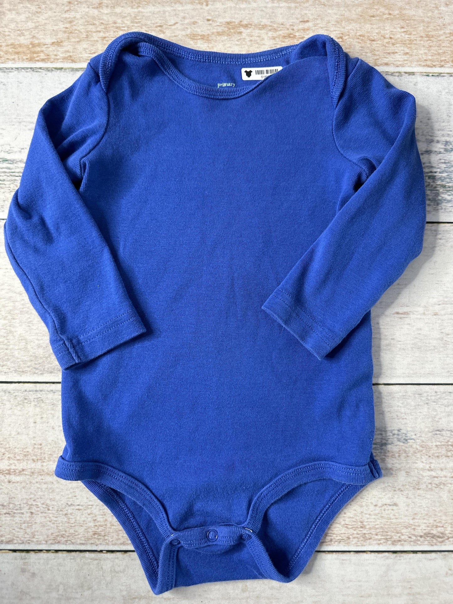 Primary Unisex Onesie Size: 9-12 Months