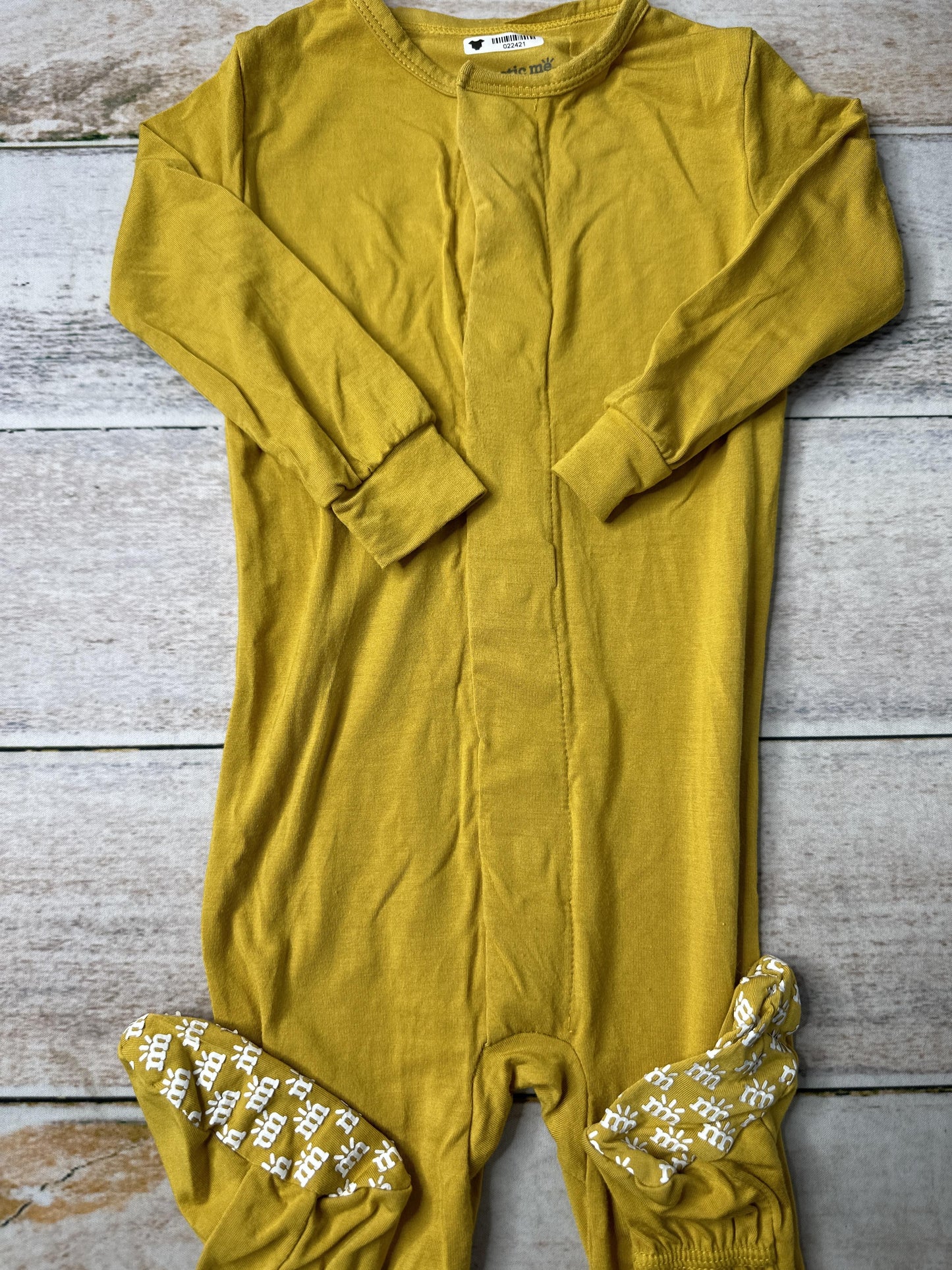 Unisex Pajamas Size: 9-12 Months