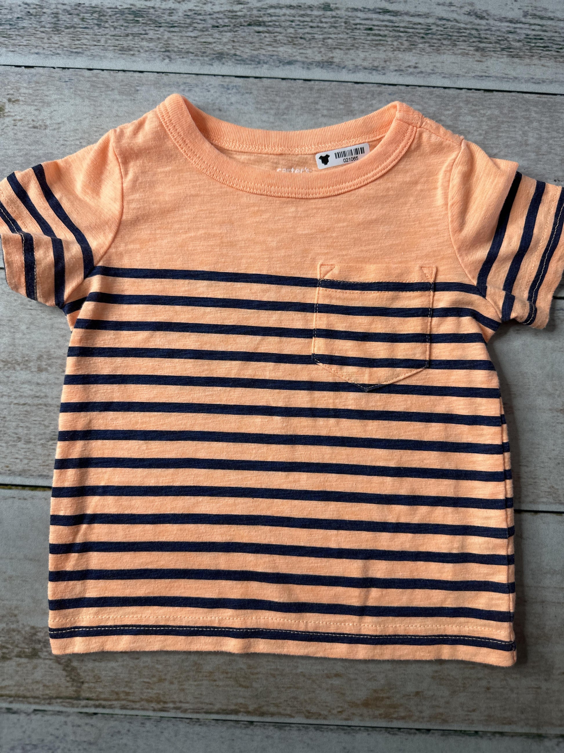 Carters Boys T-Shirt Size: 9 months