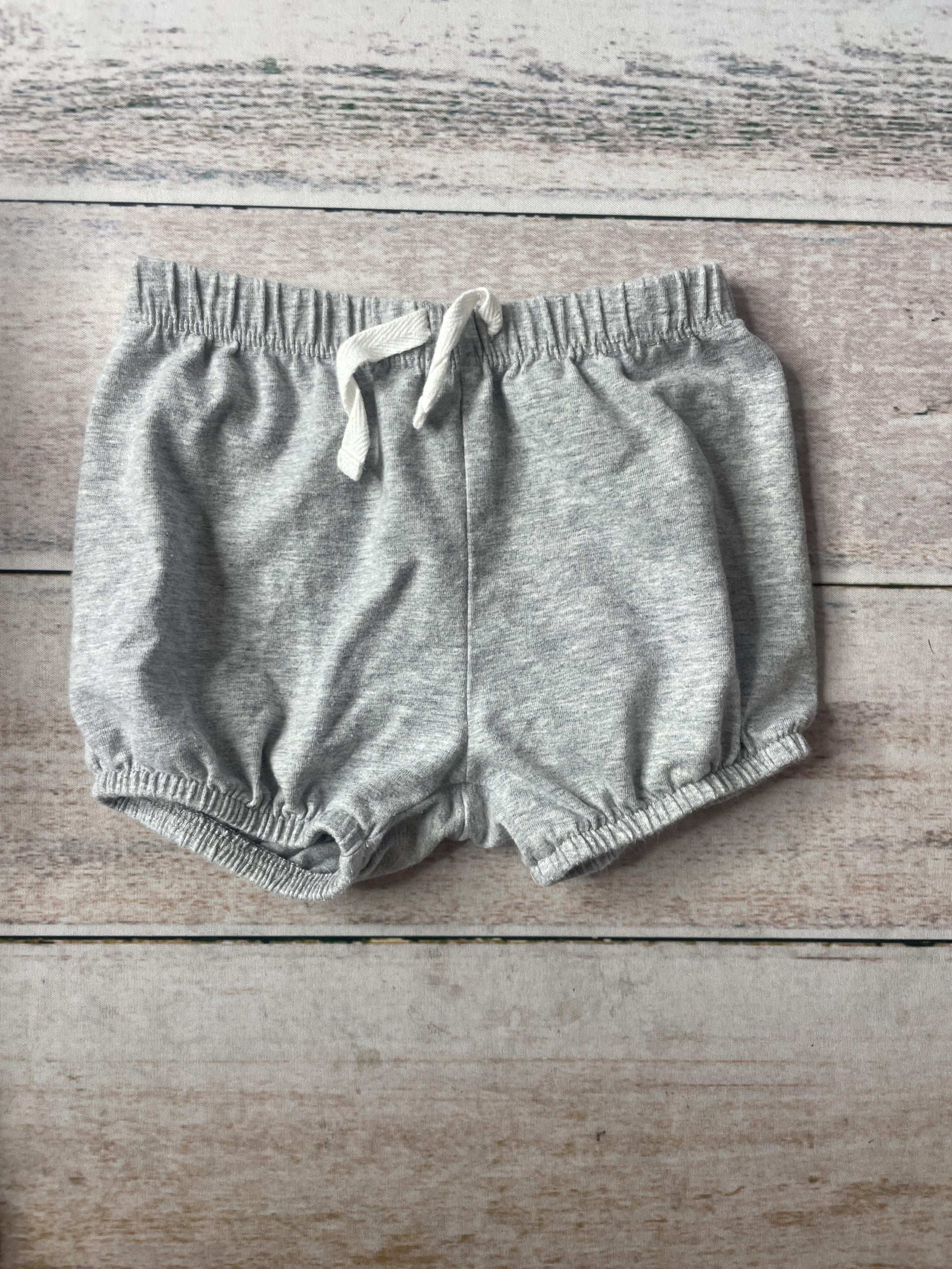 Firsts Unisex Shorts Size: 9 months