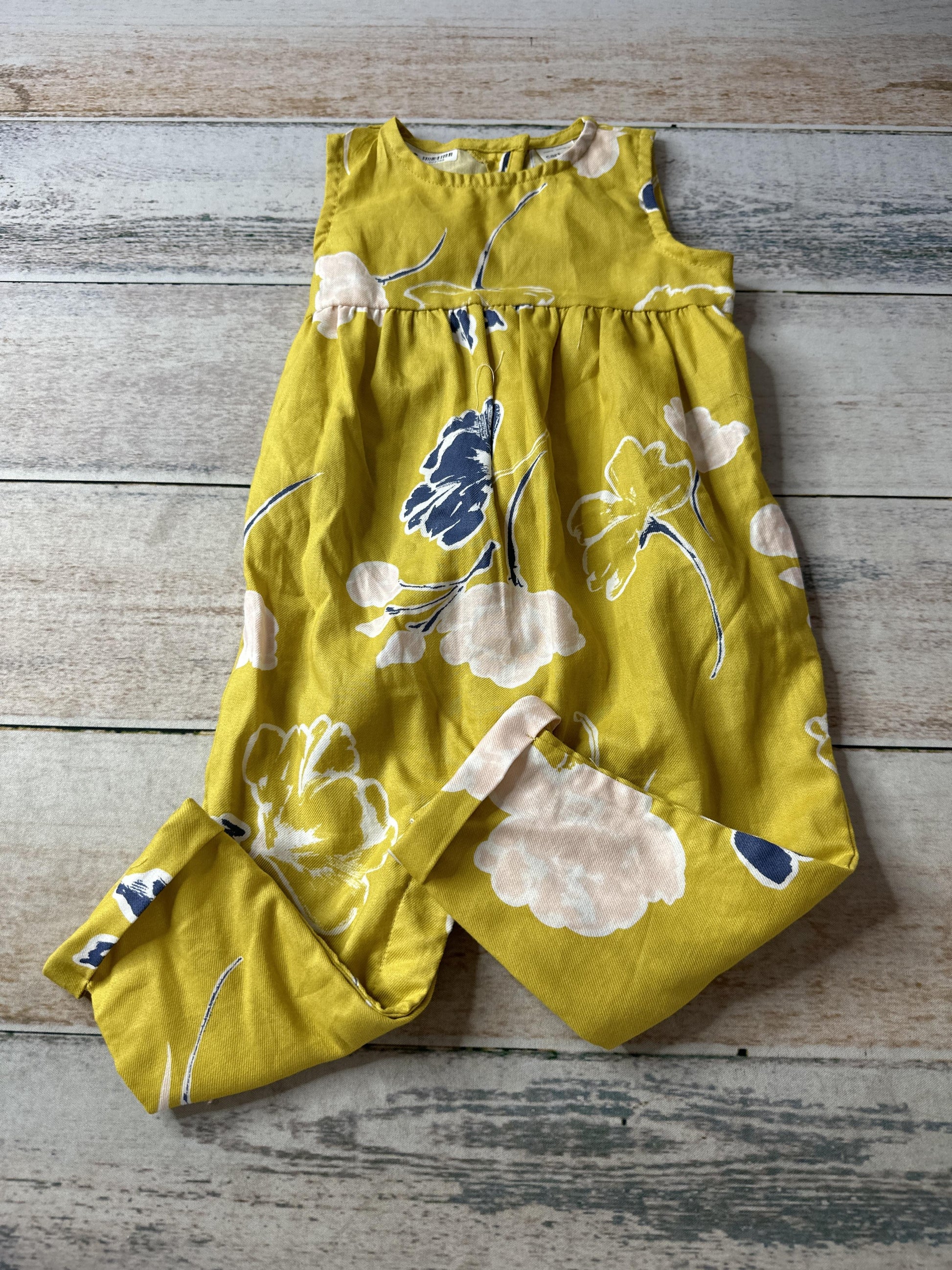 Carters Unisex Romper Size: 9 months