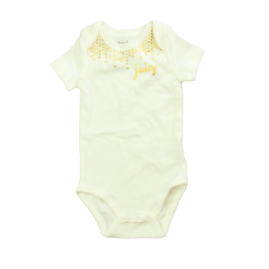 Juicy Couture Girls White | Gold Onesie Size: 3-6 Months White | Gold