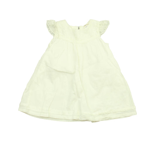 OshKosh Girls White Dress Size: 18 Months White