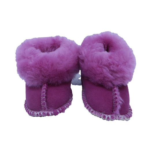 Unknown Brand Girls Pink Booties Size: *0-6 Months Pink