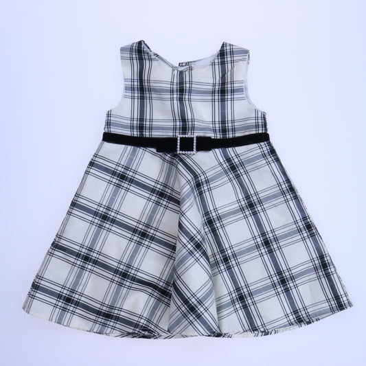 Youngland Girls Ivory | Black Special Occasion Dress Size: 18 Months Ivory | Black
