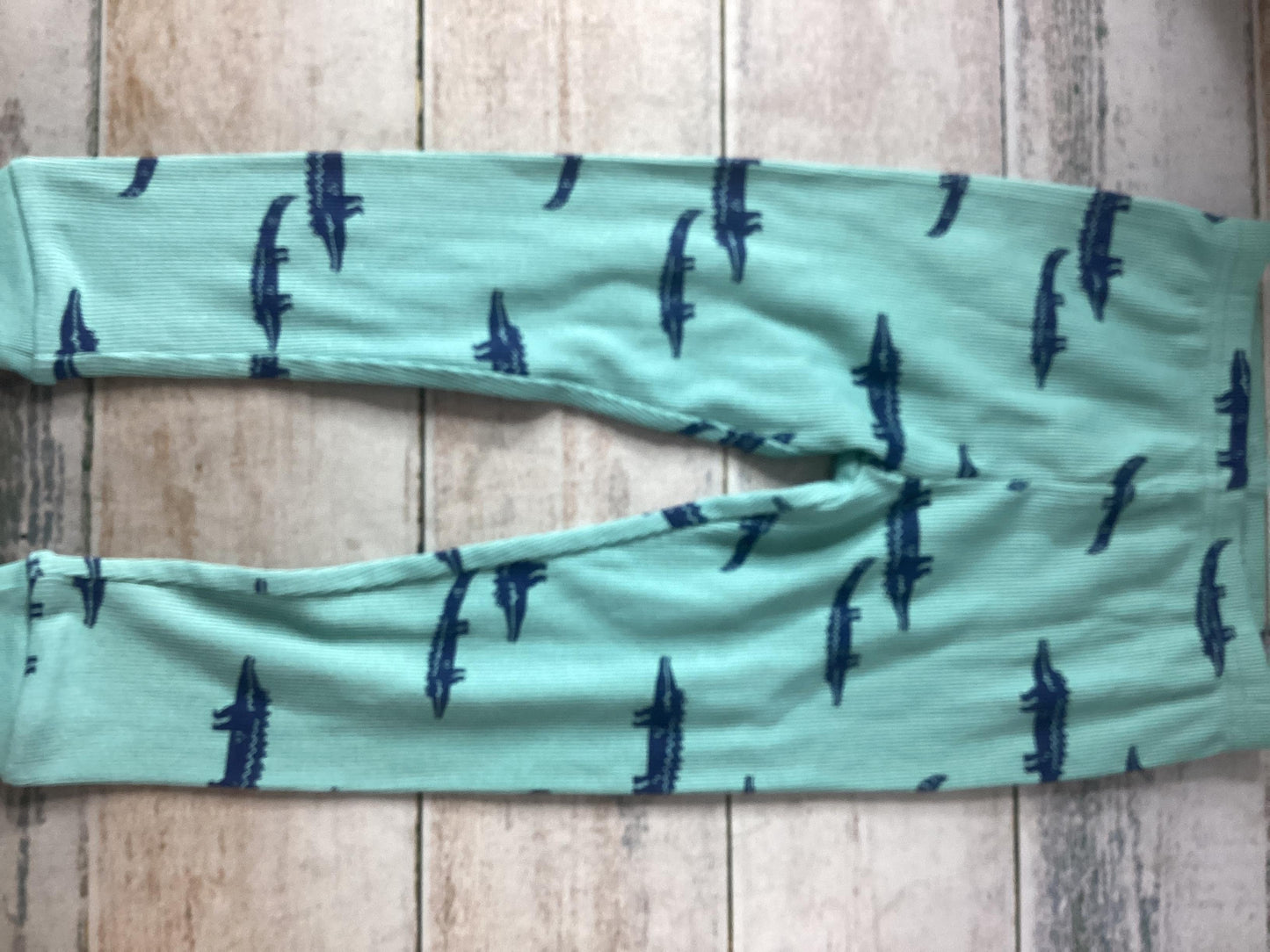 Carters Unisex alligators | Turquoise Pajamas Size: 3T alligators | Turquoise
