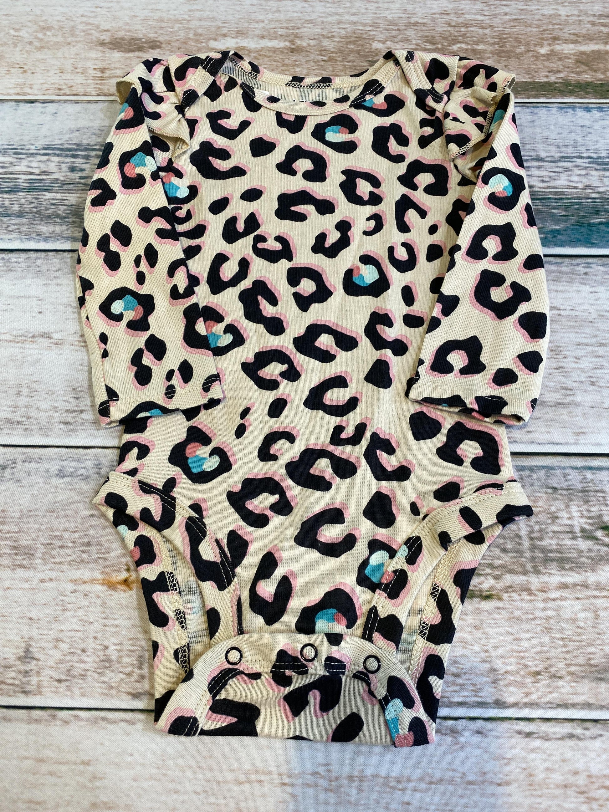 Lamaze Girls Animal Print Onesie Size: 6 months Animal Print