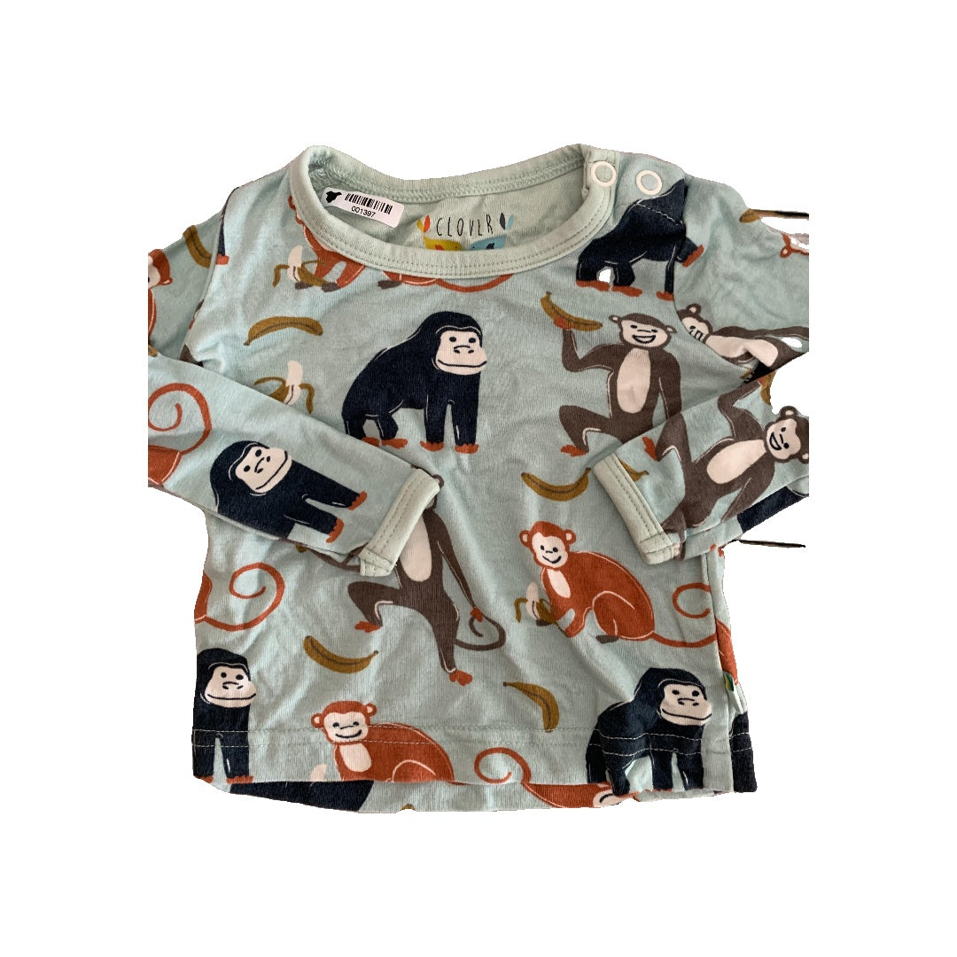 Clover Baby & Kids Boys animals | Light Blue Pajamas Size: 0-3 months animals | Light Blue