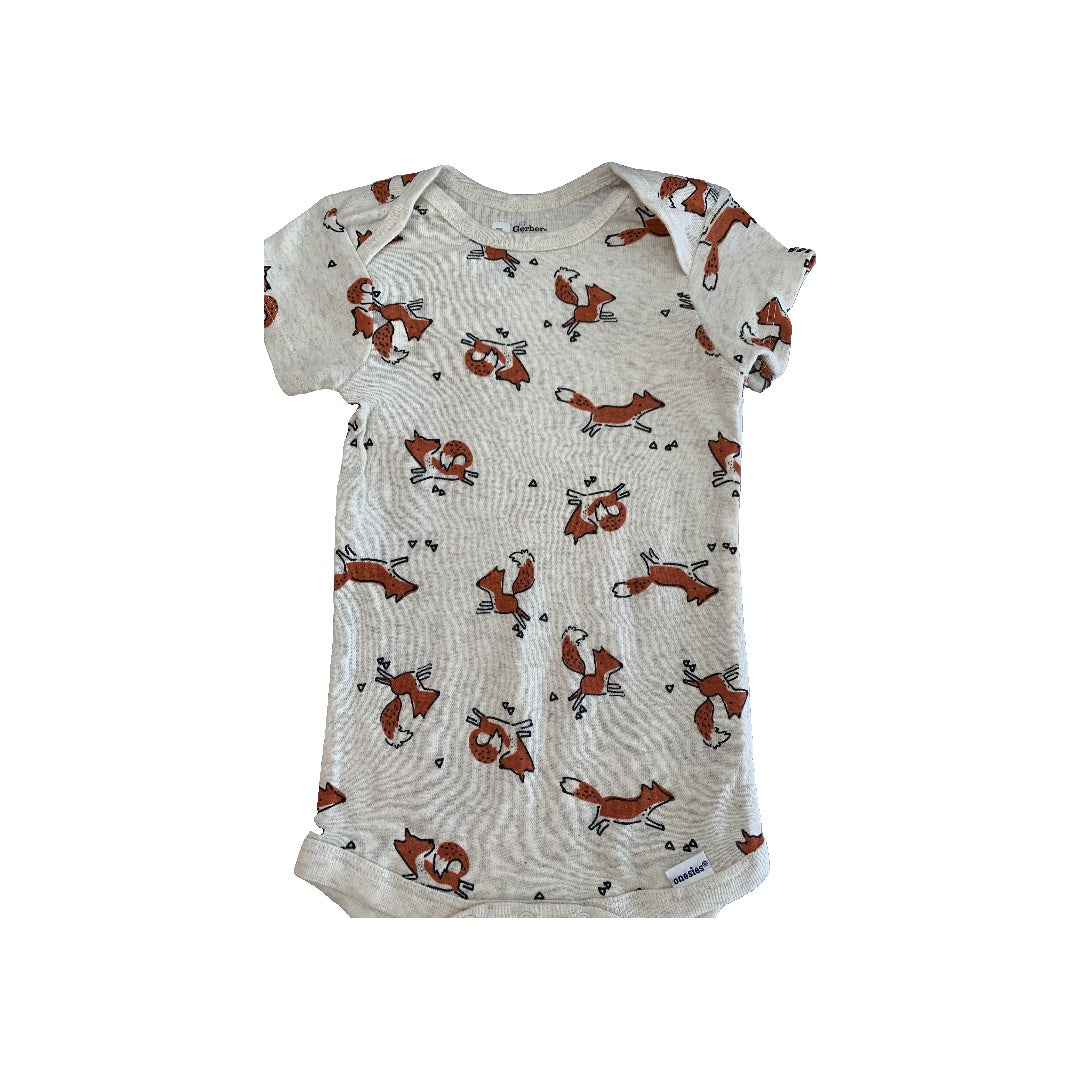 Gerber Childrenswear Boys animals | Tan Onesie Size: 6-9 months animals | Tan