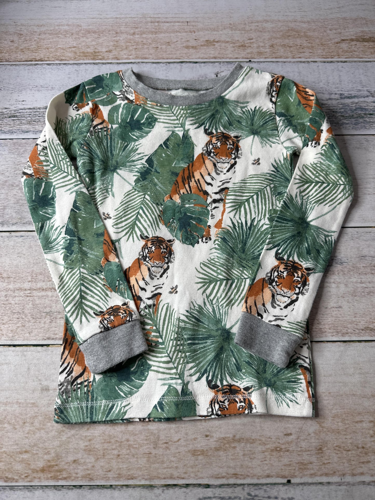 Burt's Bees Boys animals | Tropical Pajamas Size: 4T animals | Tropical