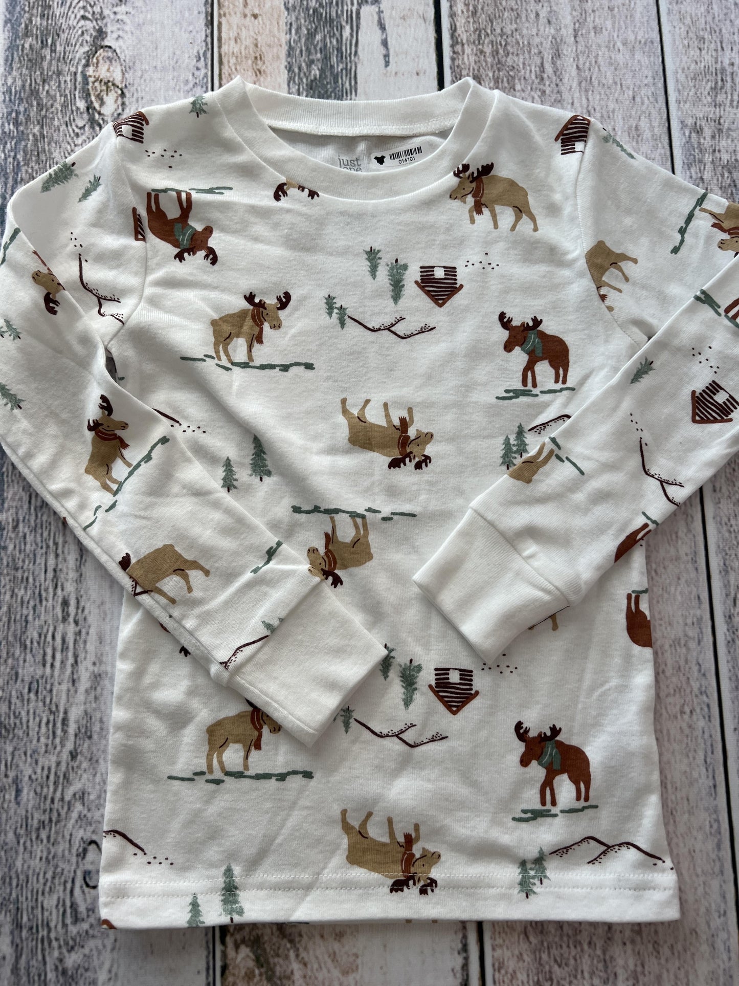 Just Born Unisex animals Pajamas Size: 4T animals