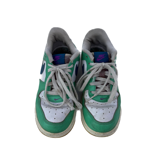 Nike Unisex Aqua Sneakers Size: Youth 2 Aqua
