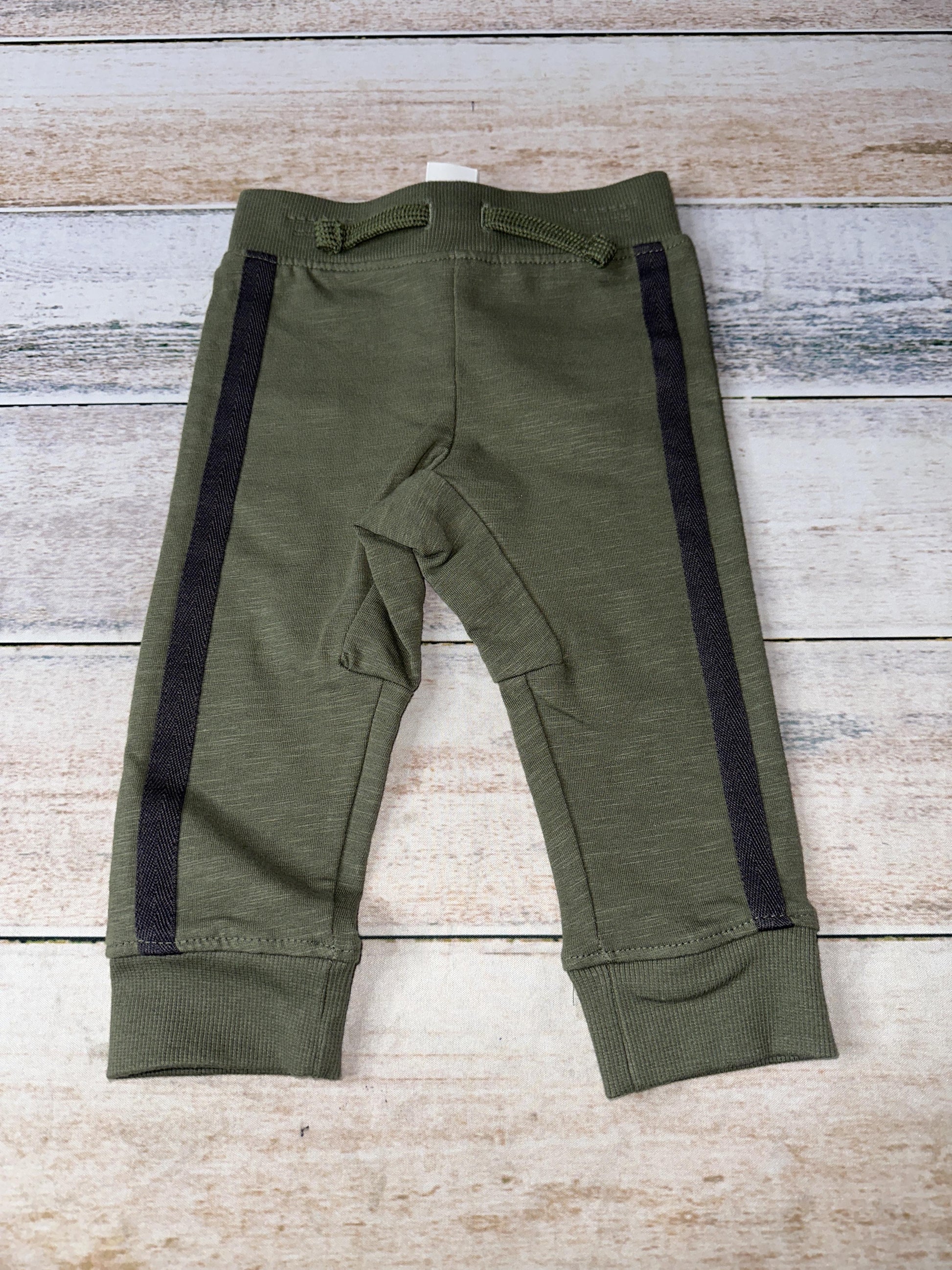 Tommy Bahama Boys Army Green Pants Size: 12 months Army Green