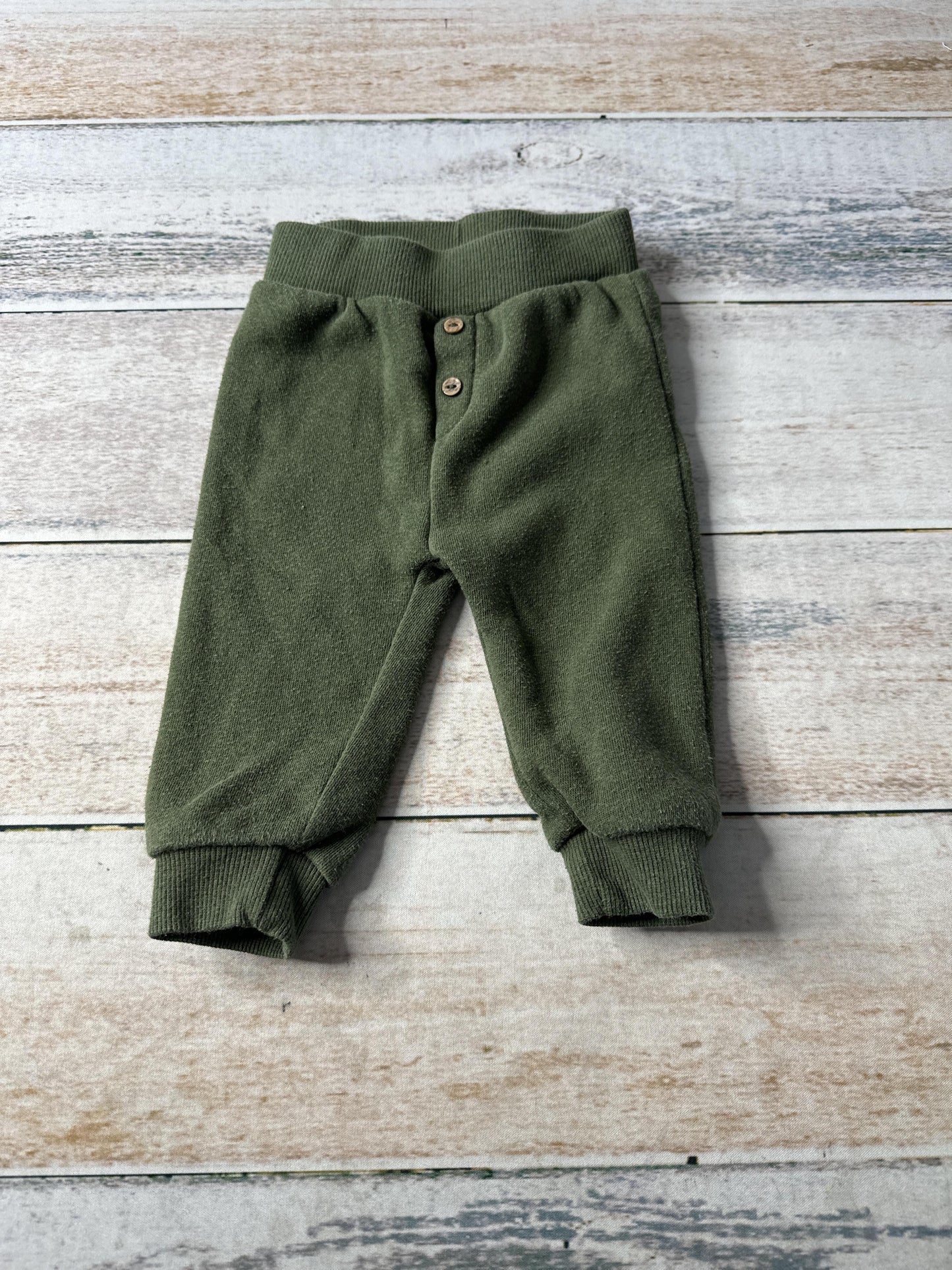 Rene Rofe Unisex Army Green Pants Size: 3-6 months Army Green