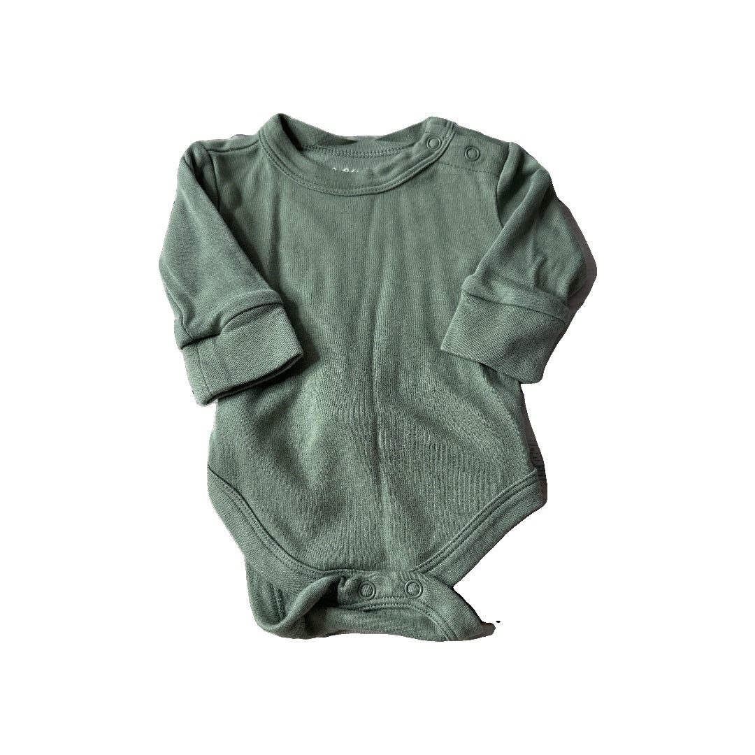 Goumi Unisex Army Green Onesie Size: 0-3 months Army Green