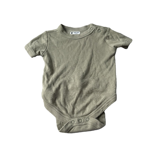 Goumi Boys Army Green Onesie Size: 3-6 months Army Green