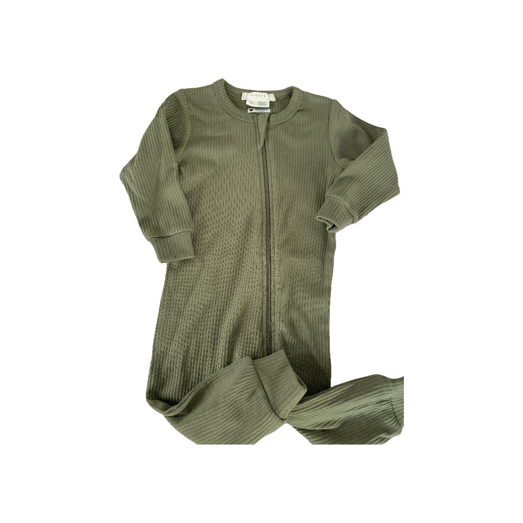 Nordstrom Boys Army Green Long Sleeve Outfit Size: 9 months Army Green