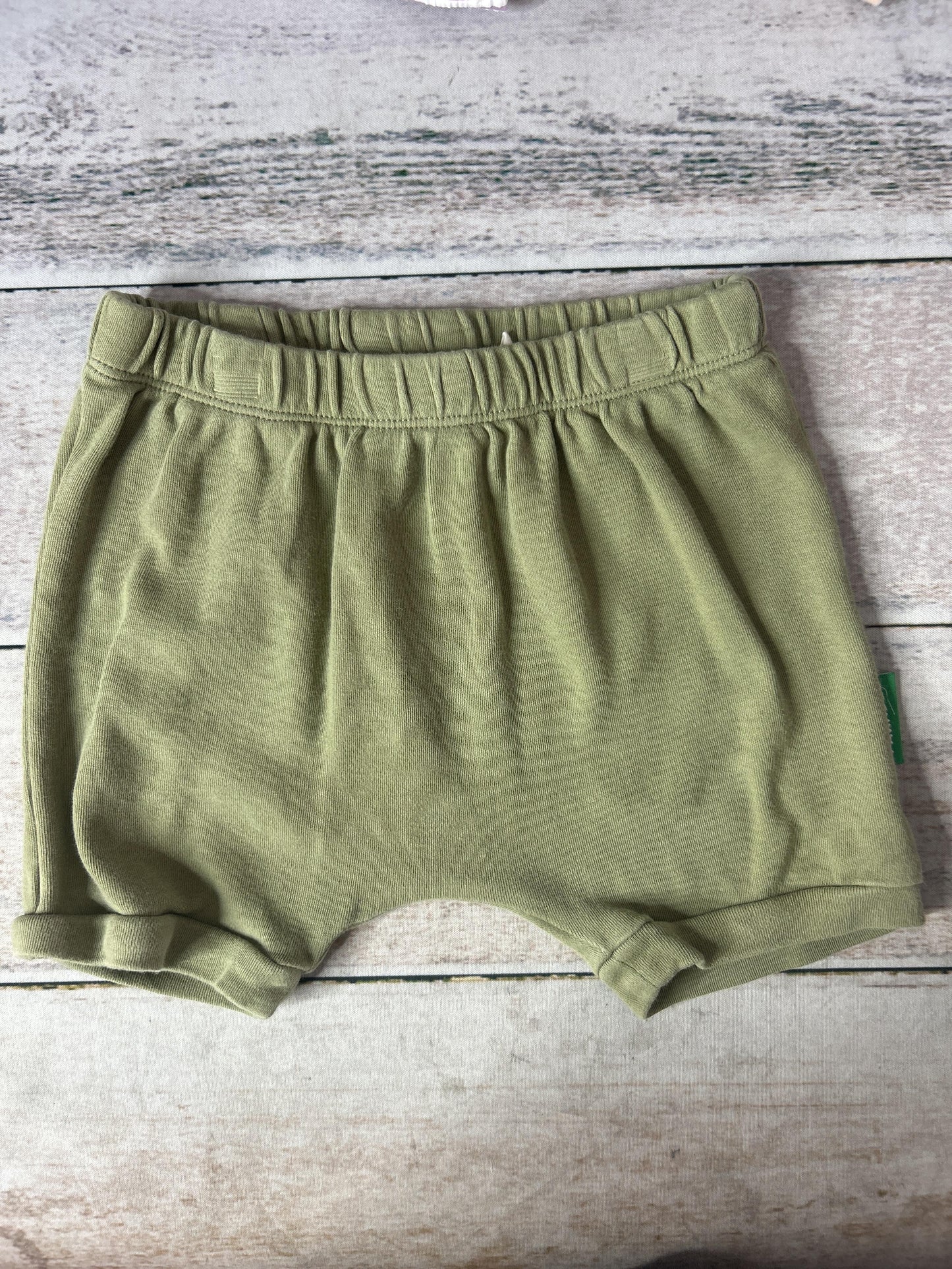 Unisex Army Green Shorts Size: 2T Army Green