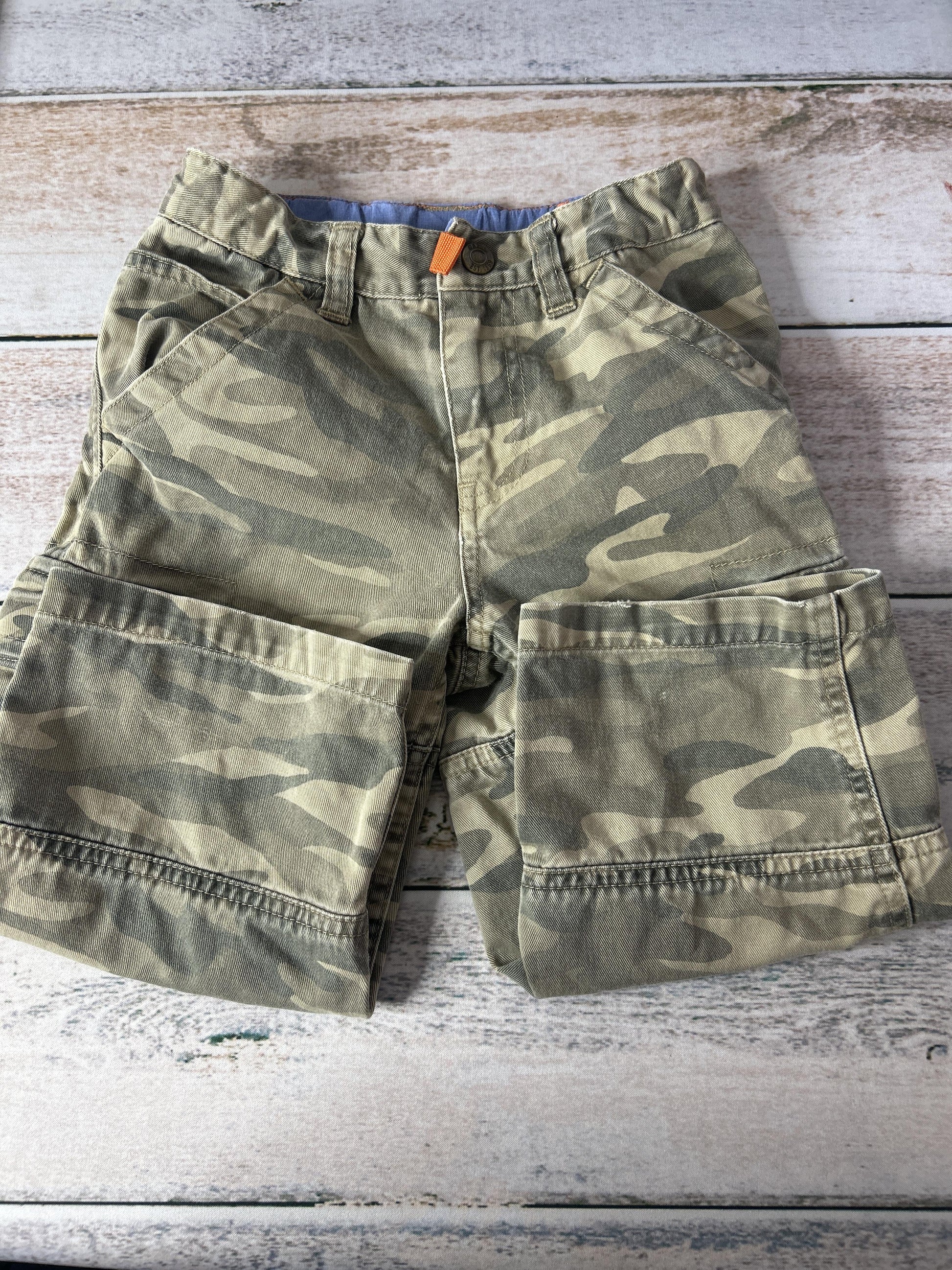 Unisex Army Green Pants Size: 2 years Army Green