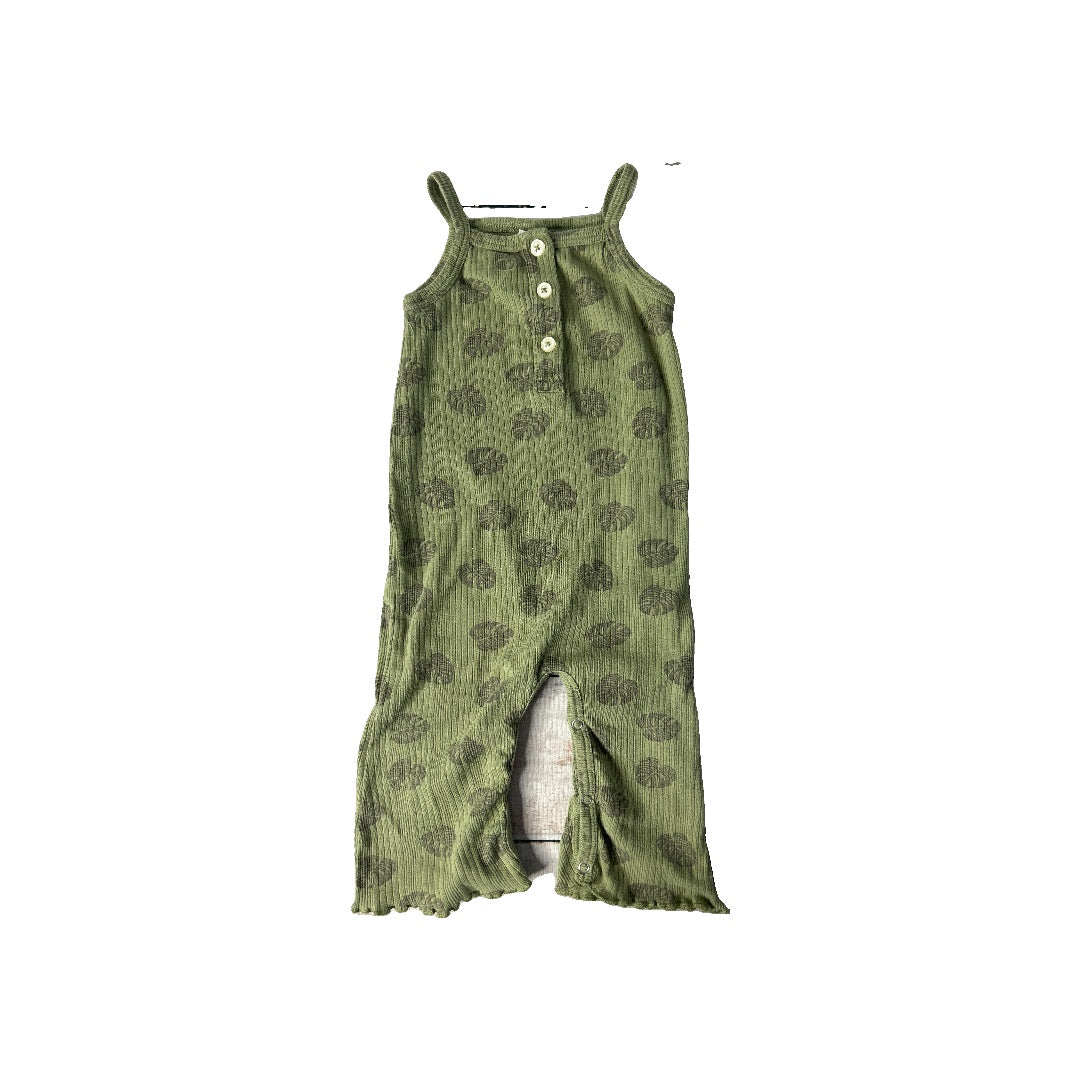 Unisex Army Green Romper Size: 6-12 months Army Green