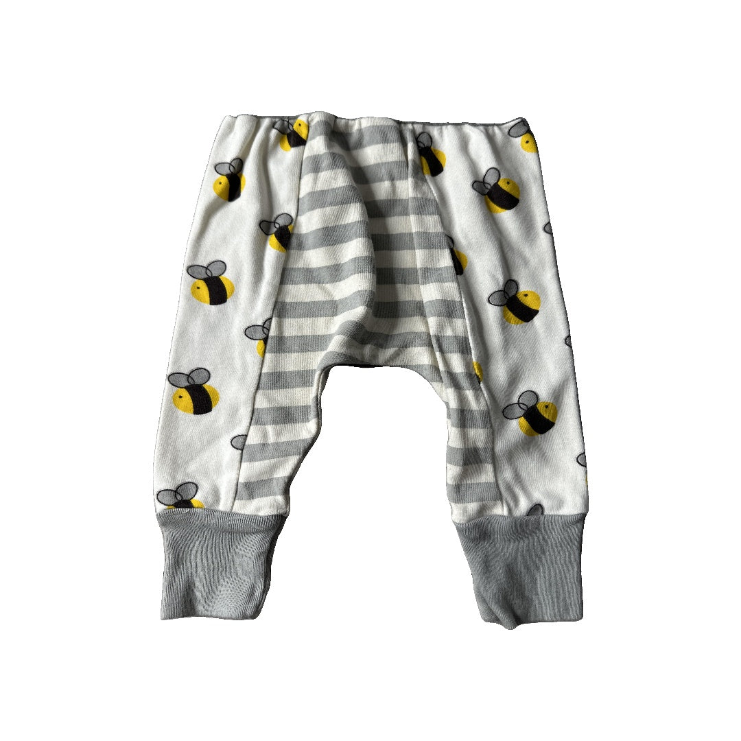 Cat & Dogma Unisex Bees | cream | Grey Pants Size: 3-6 months Bees | cream | Grey