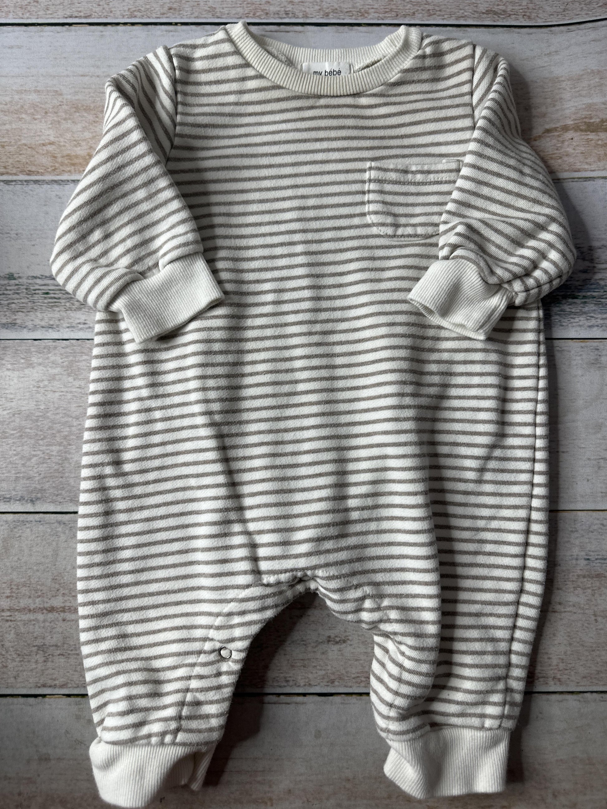 My Bebe Boys Beige | White | Stripe Long Sleeve Outfit Size: 12M Beige | White | Stripe