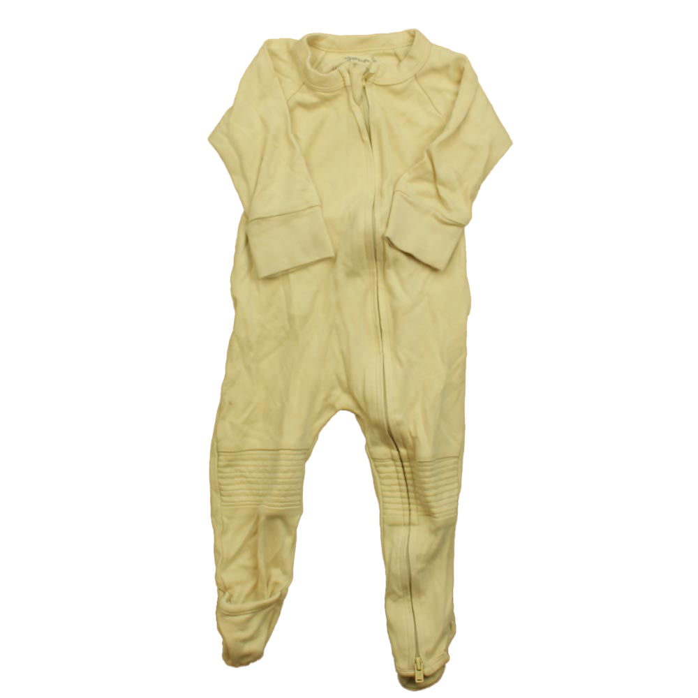 Goumi Unisex Beige 1-piece footed Pajamas Size: 6-12 Months Beige
