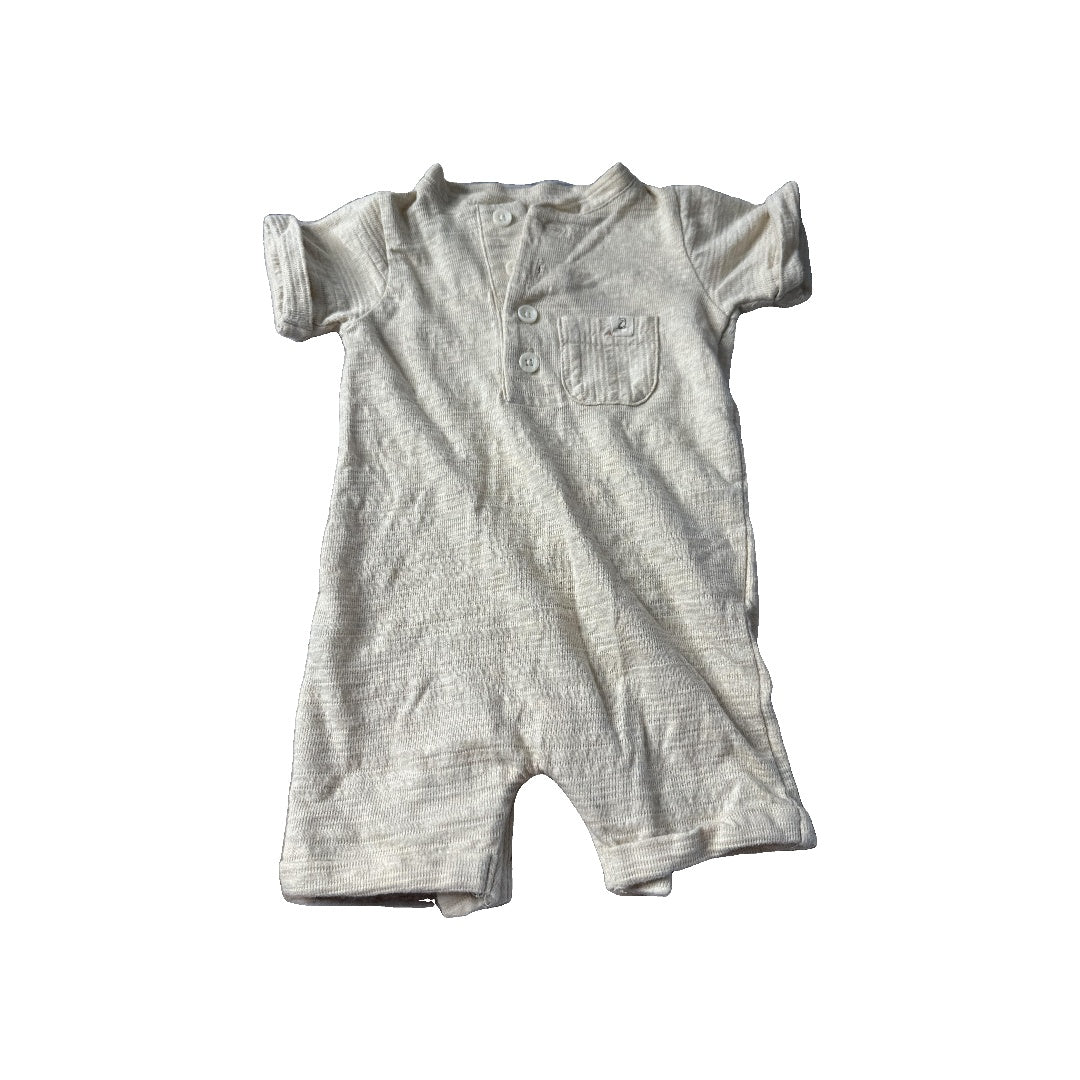 Me & Henry Unisex Beige Romper Size: 3-6 months Beige
