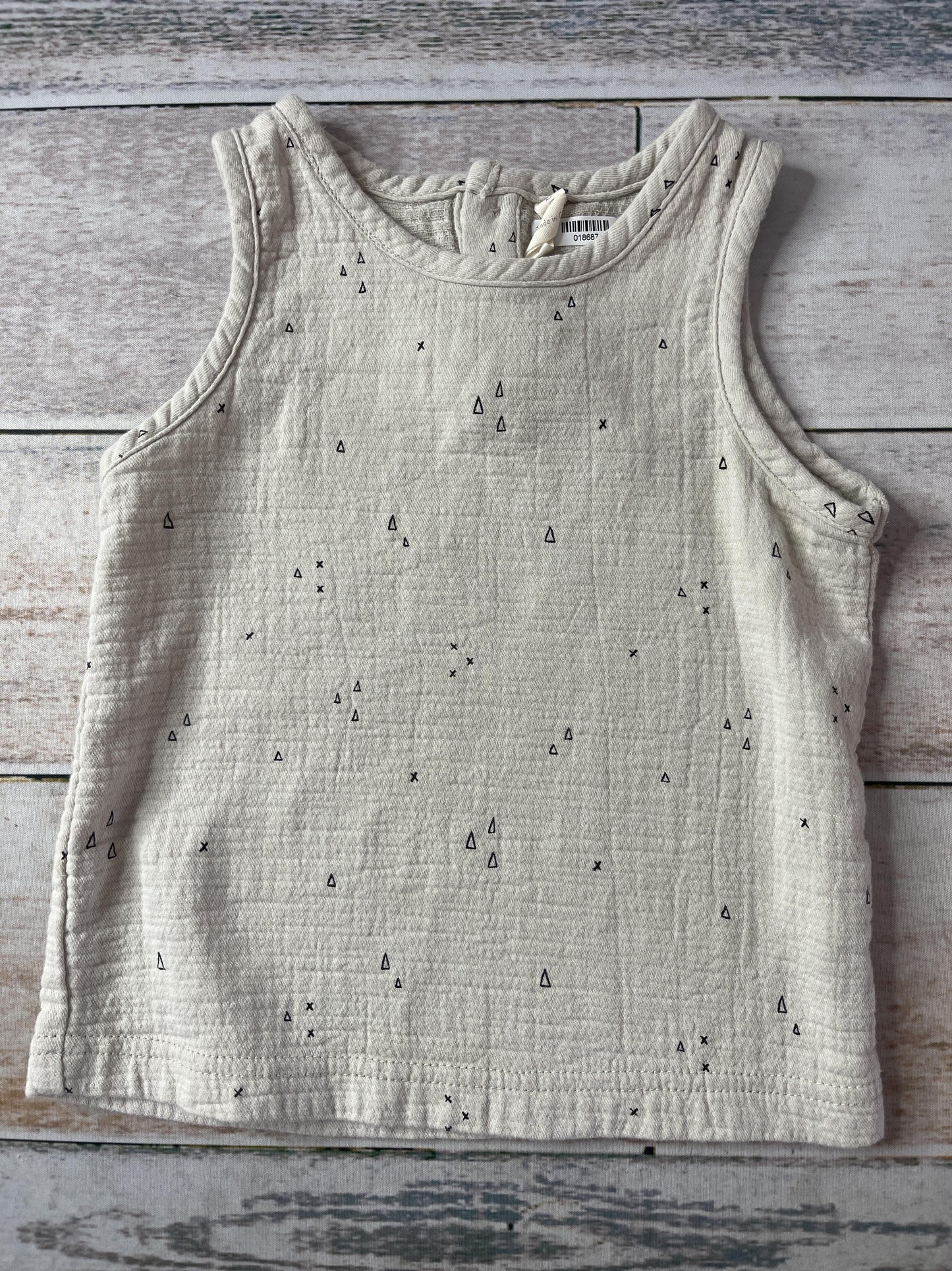 Quincy Mae Unisex Beige Tank Top Size: 2-3 Years Beige