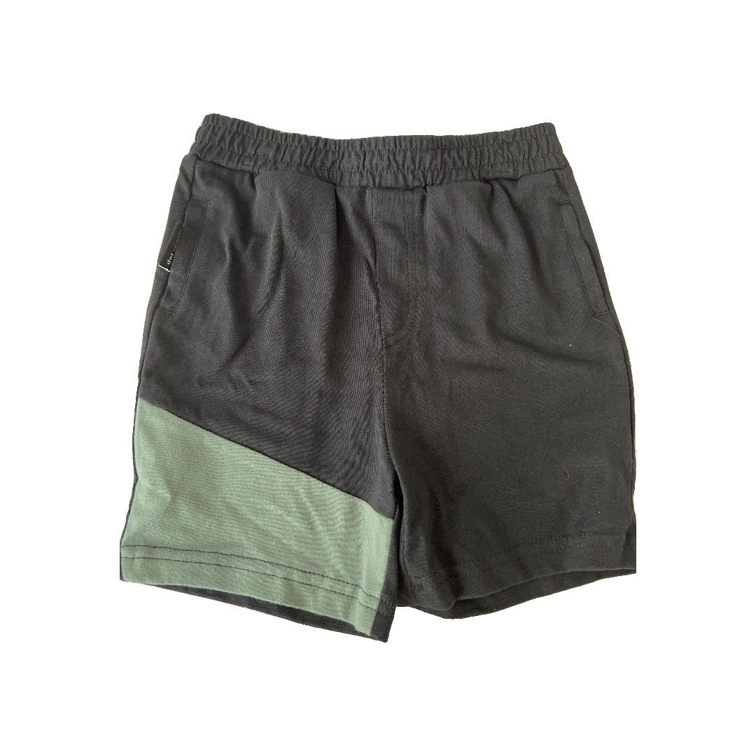 Dot Boys Black | Forest Green Shorts Size: 3T Black | Forest Green