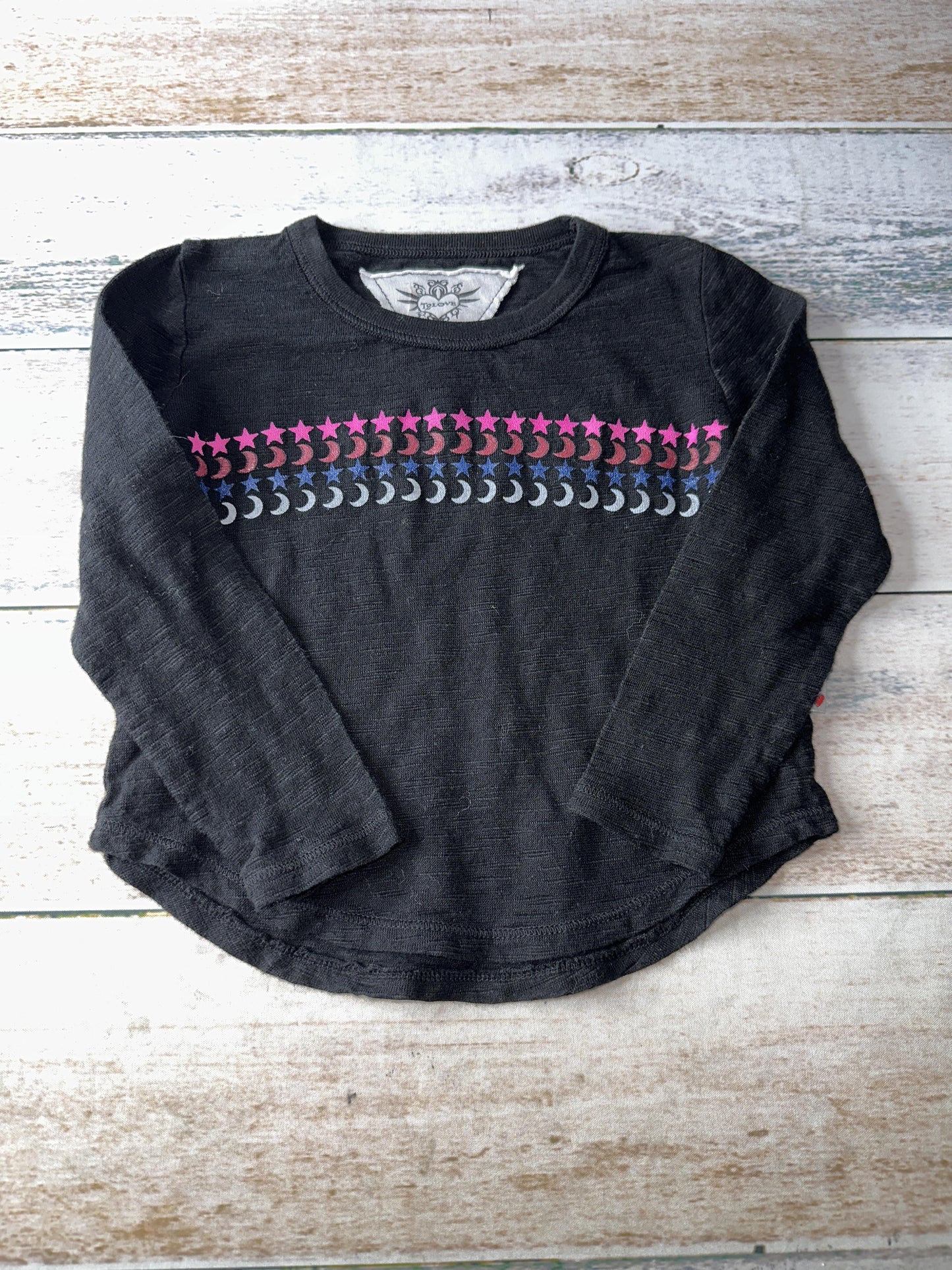 T2 Love Girls Black | Graphic Long Sleeve Shirt Size: 3T Black | Graphic
