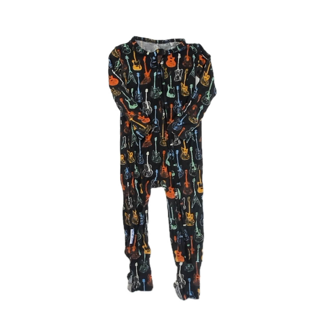 Dream Jamms Boys Black Guitars 1-piece Non-footed Pajamas Size: 12-18 Months Black Guitars