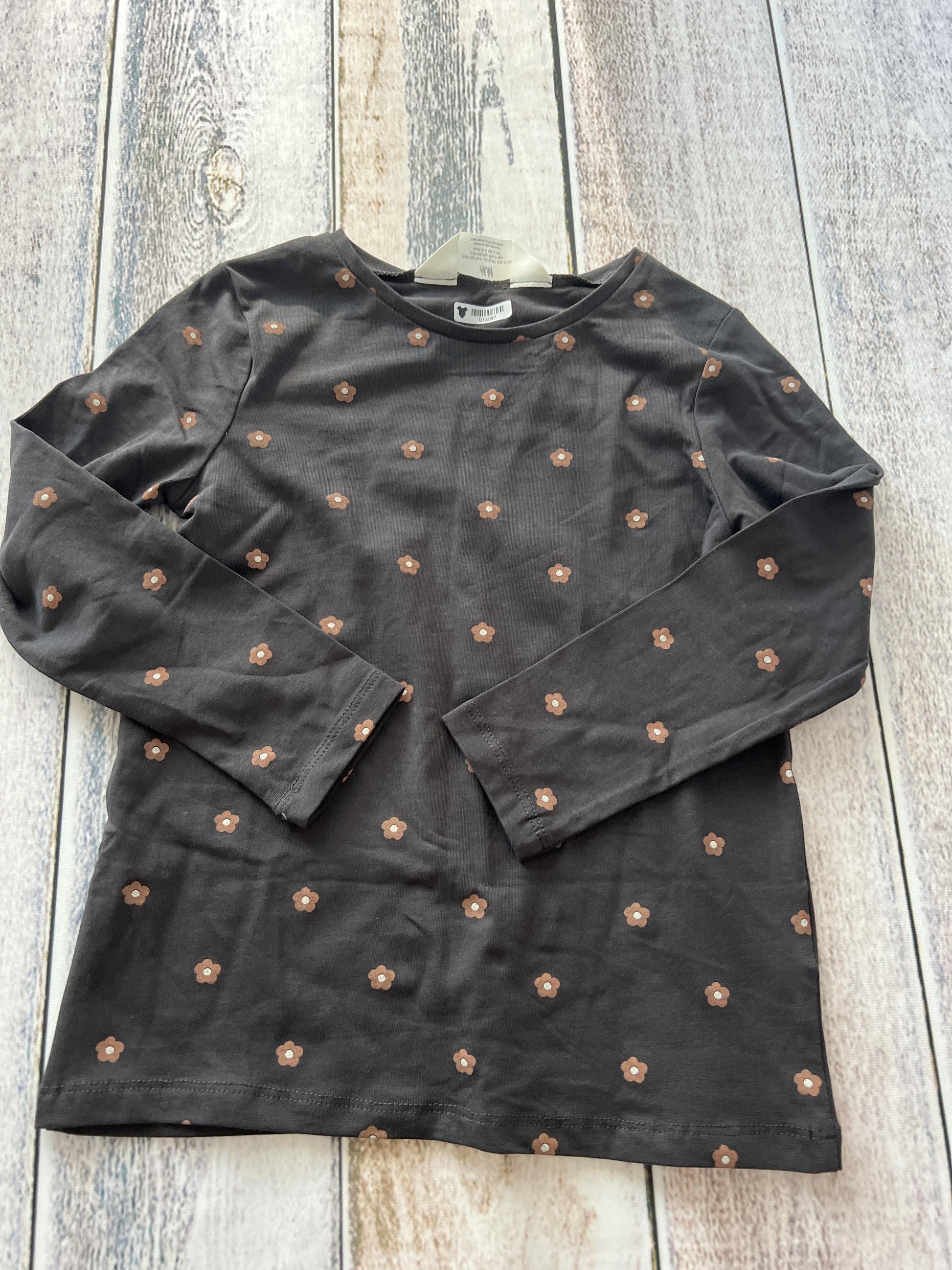 H&M Girls Black | Pink floral Long Sleeve Shirt Size: 3T Black | Pink floral