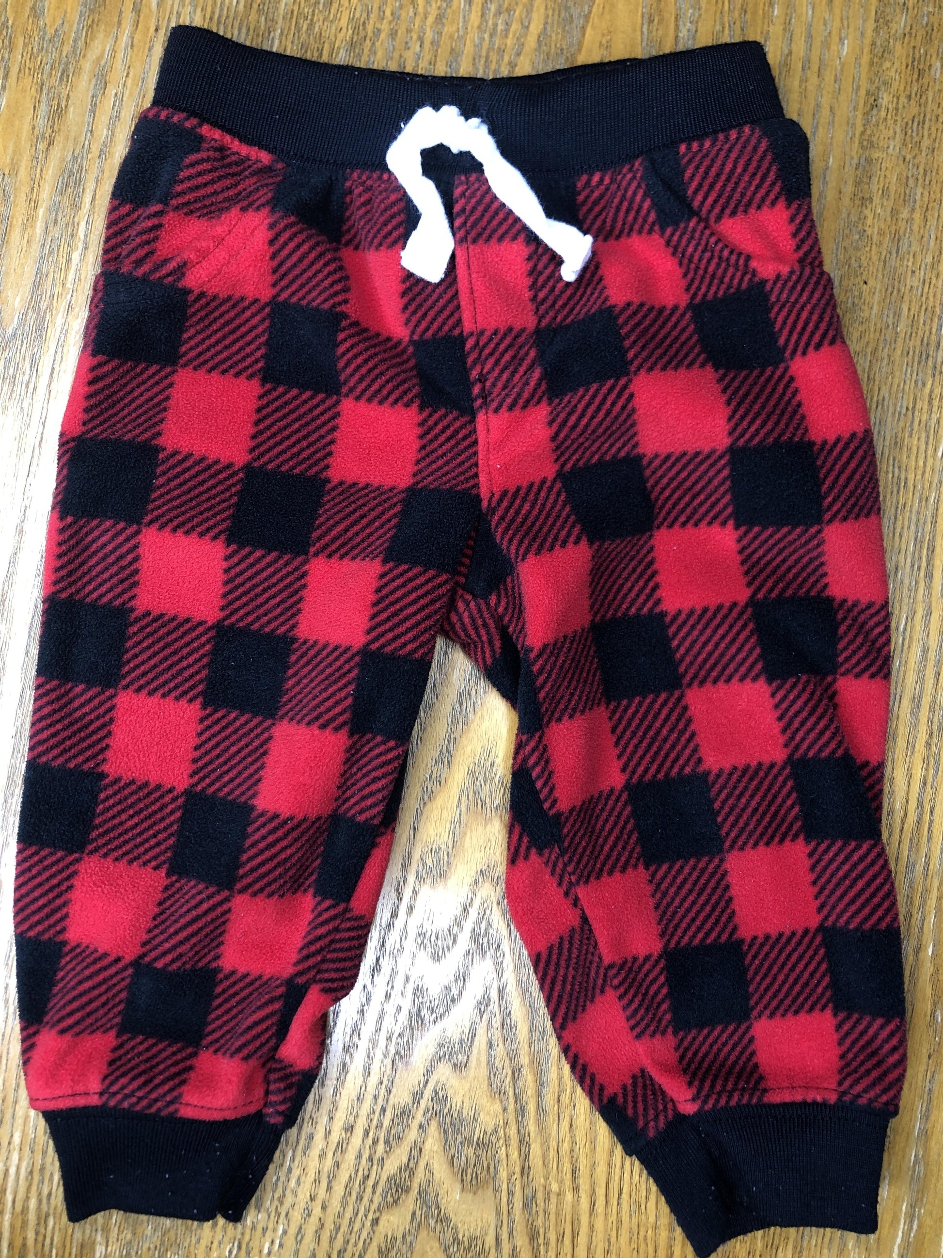 Carters Boys Black | Red Pants Size: 9 months Black | Red