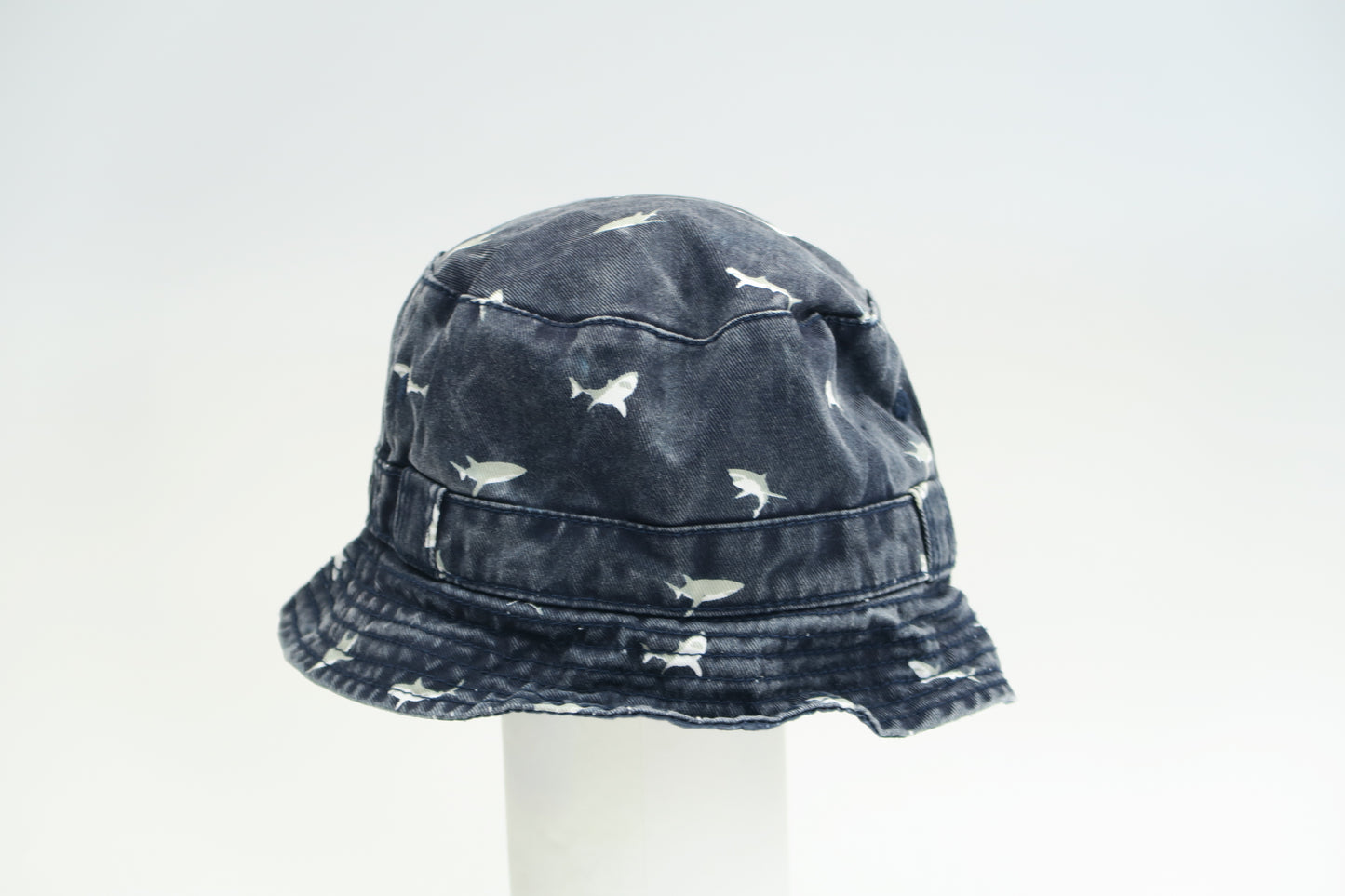 Gap Boys Black | Shark Hat Size: 3-6 months Black | Shark